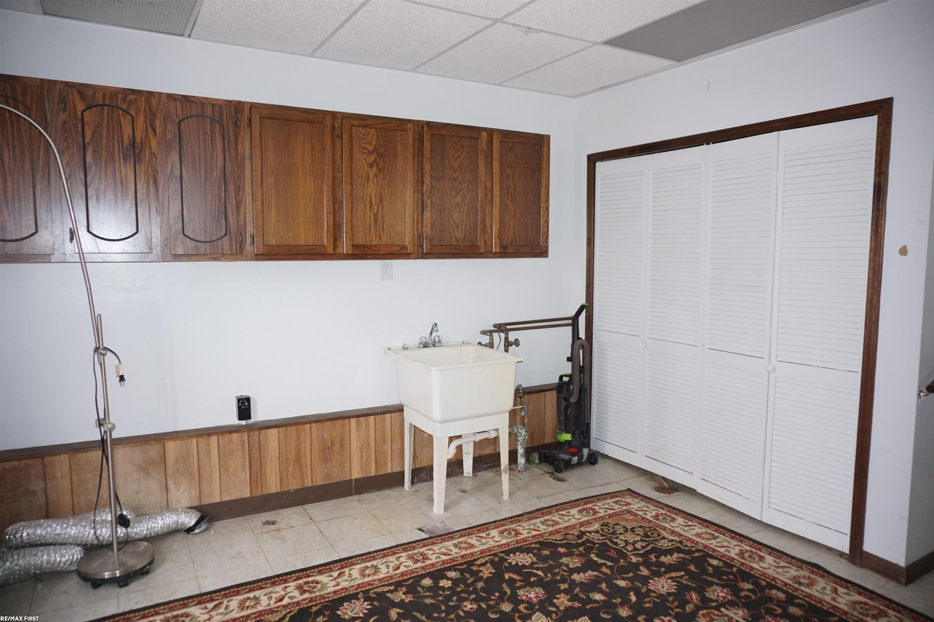 21712 Lakeview Street, Saint Clair Shores, MI 48080 — Photo 11