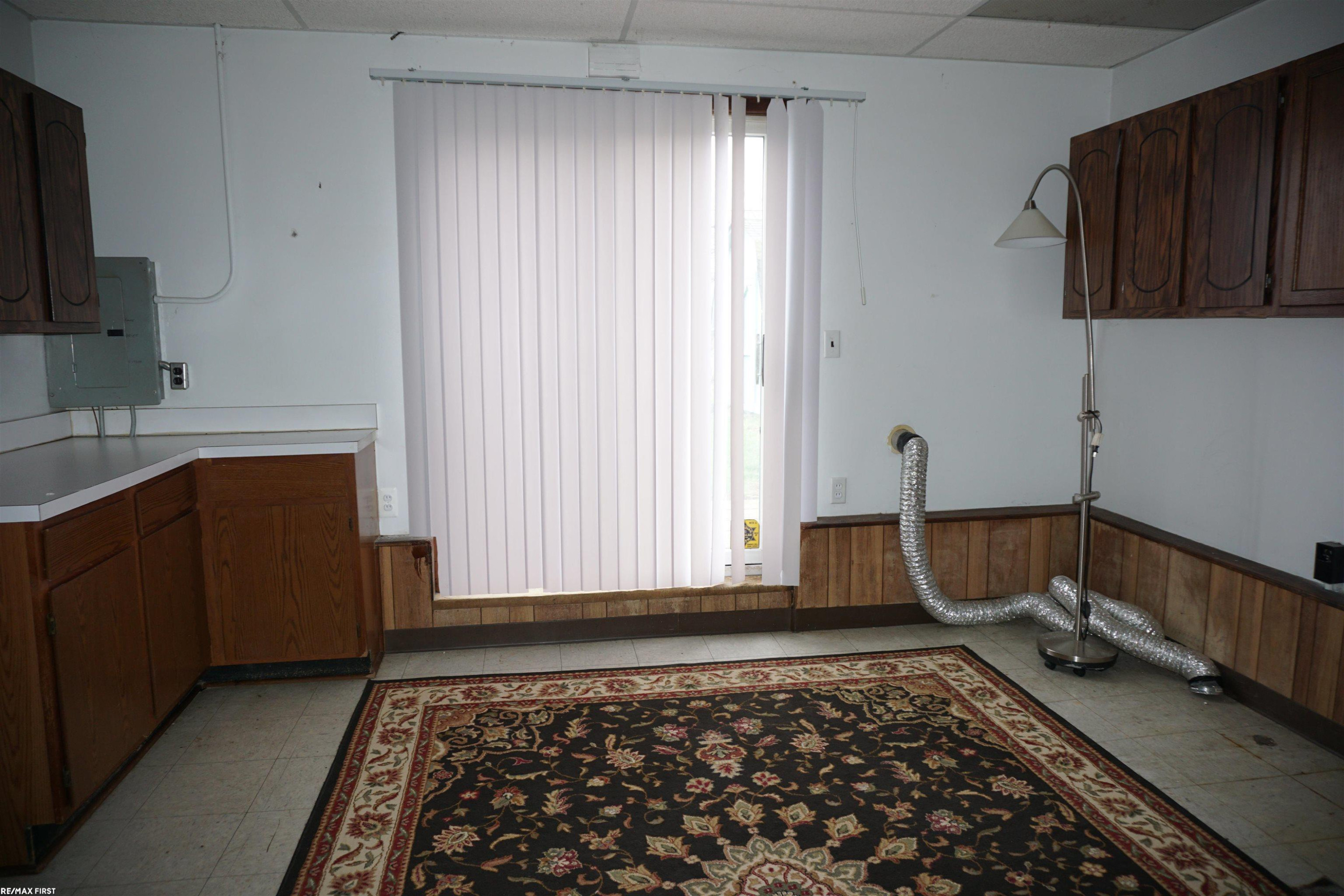21712 Lakeview Street, Saint Clair Shores, MI 48080 — Photo 12
