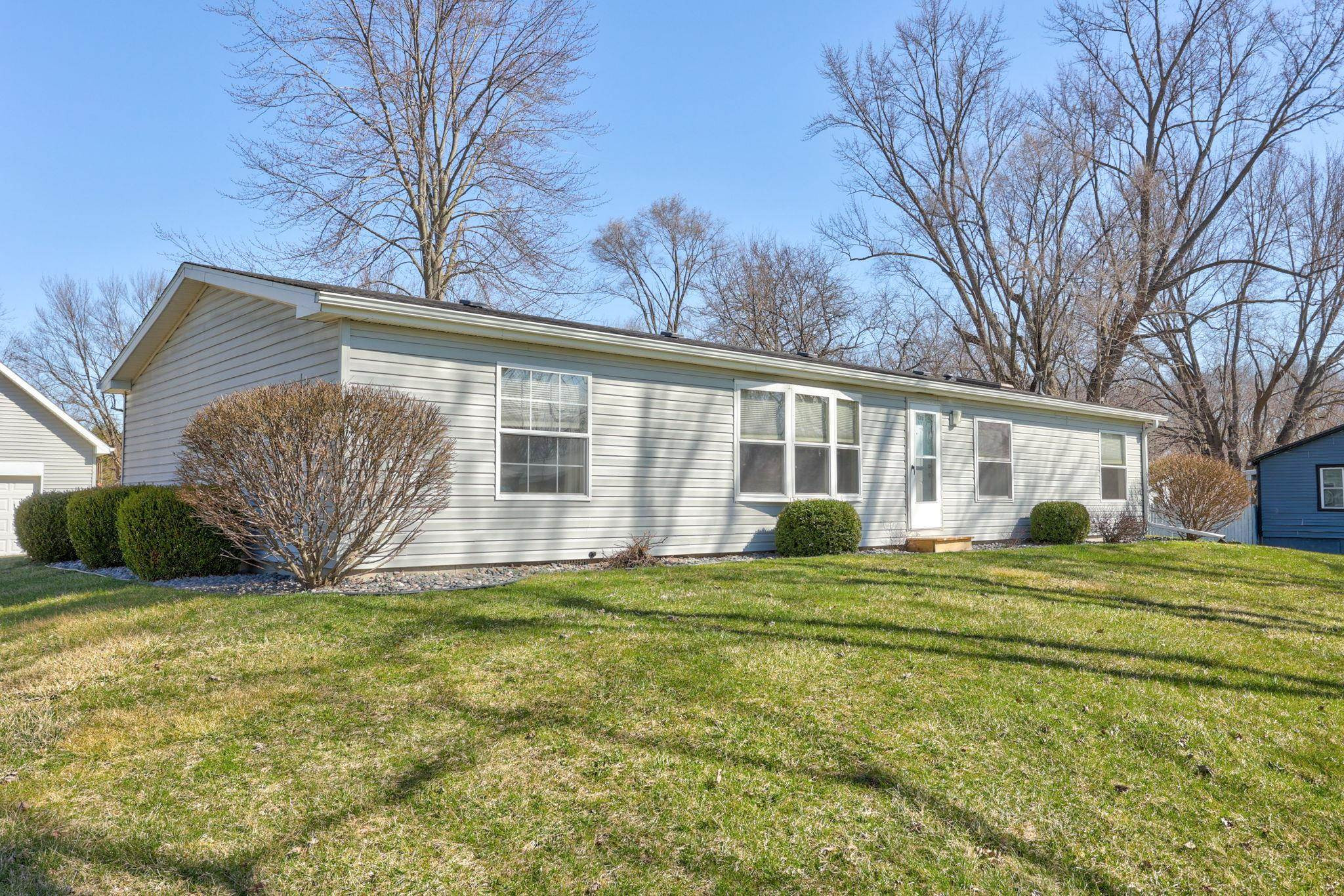 317 E Maple Street, Saint Charles, MI 48655 — Photo 4