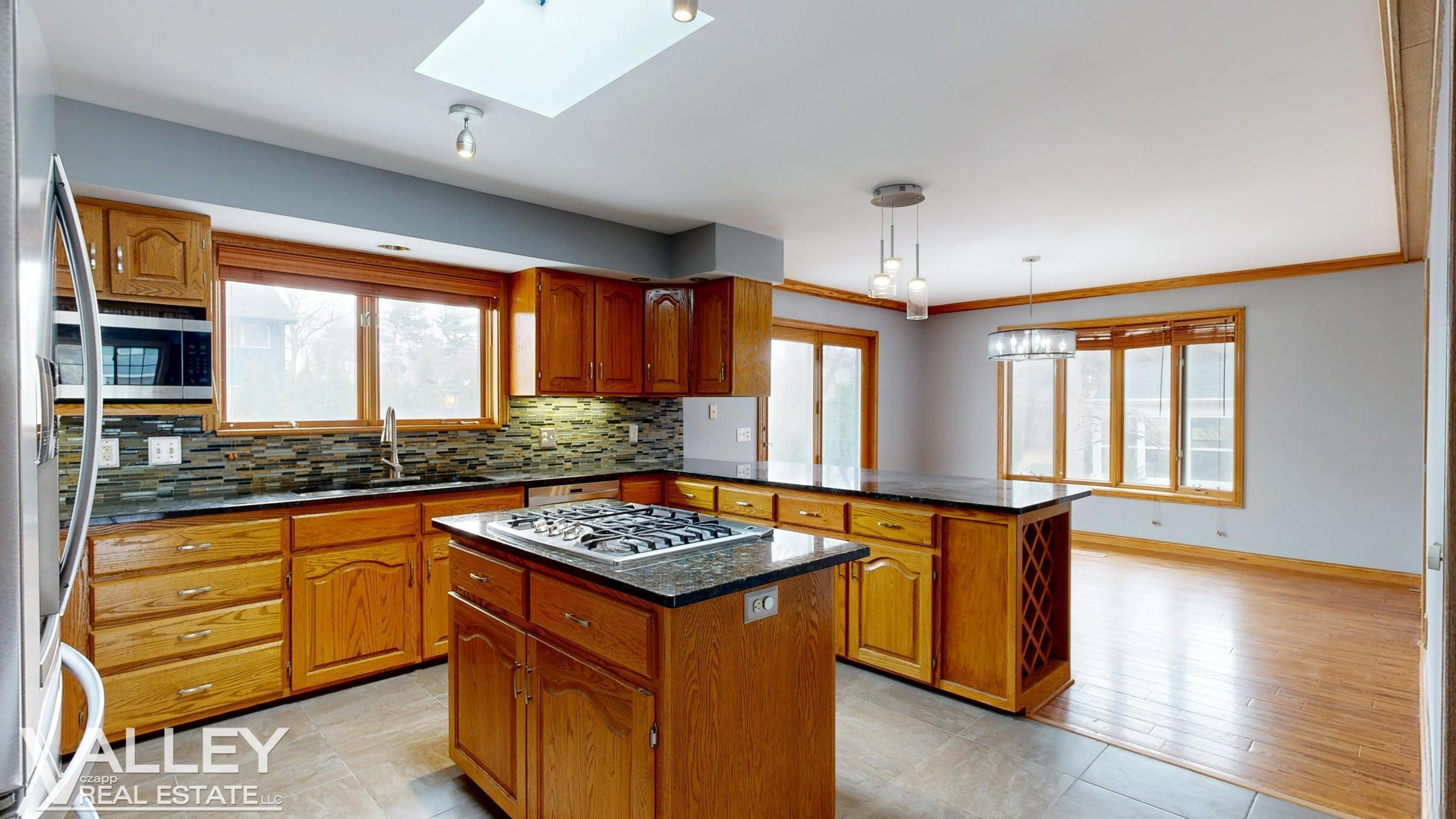 5320 N Nottingham Drive, Saginaw, MI 48603 — Photo 10
