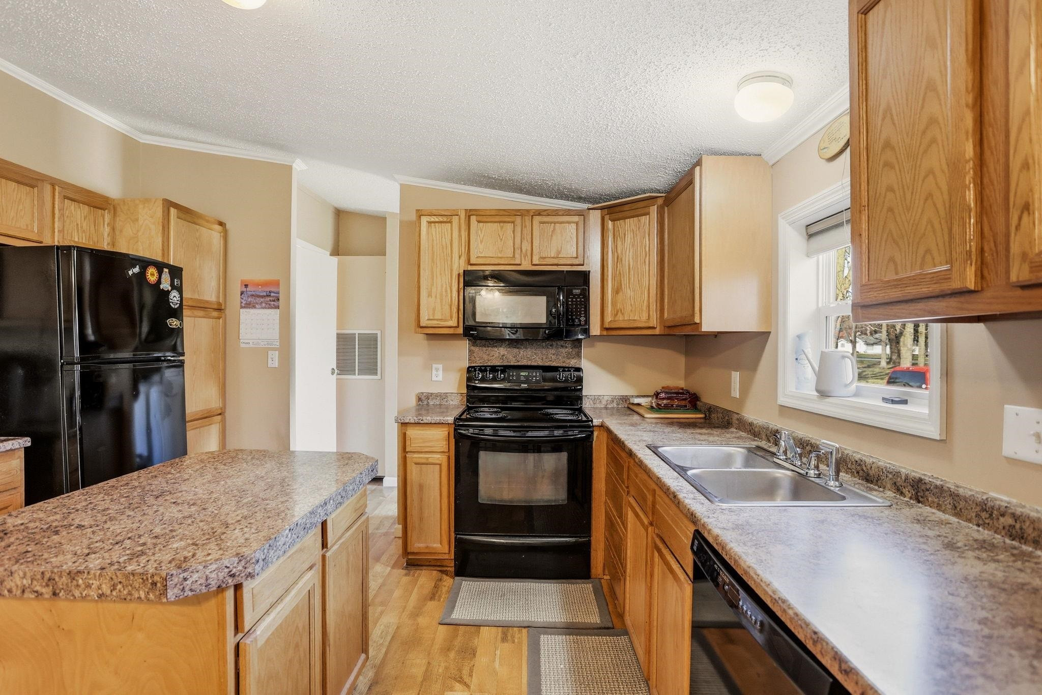 317 E Maple Street, Saint Charles, MI 48655 — Photo 14