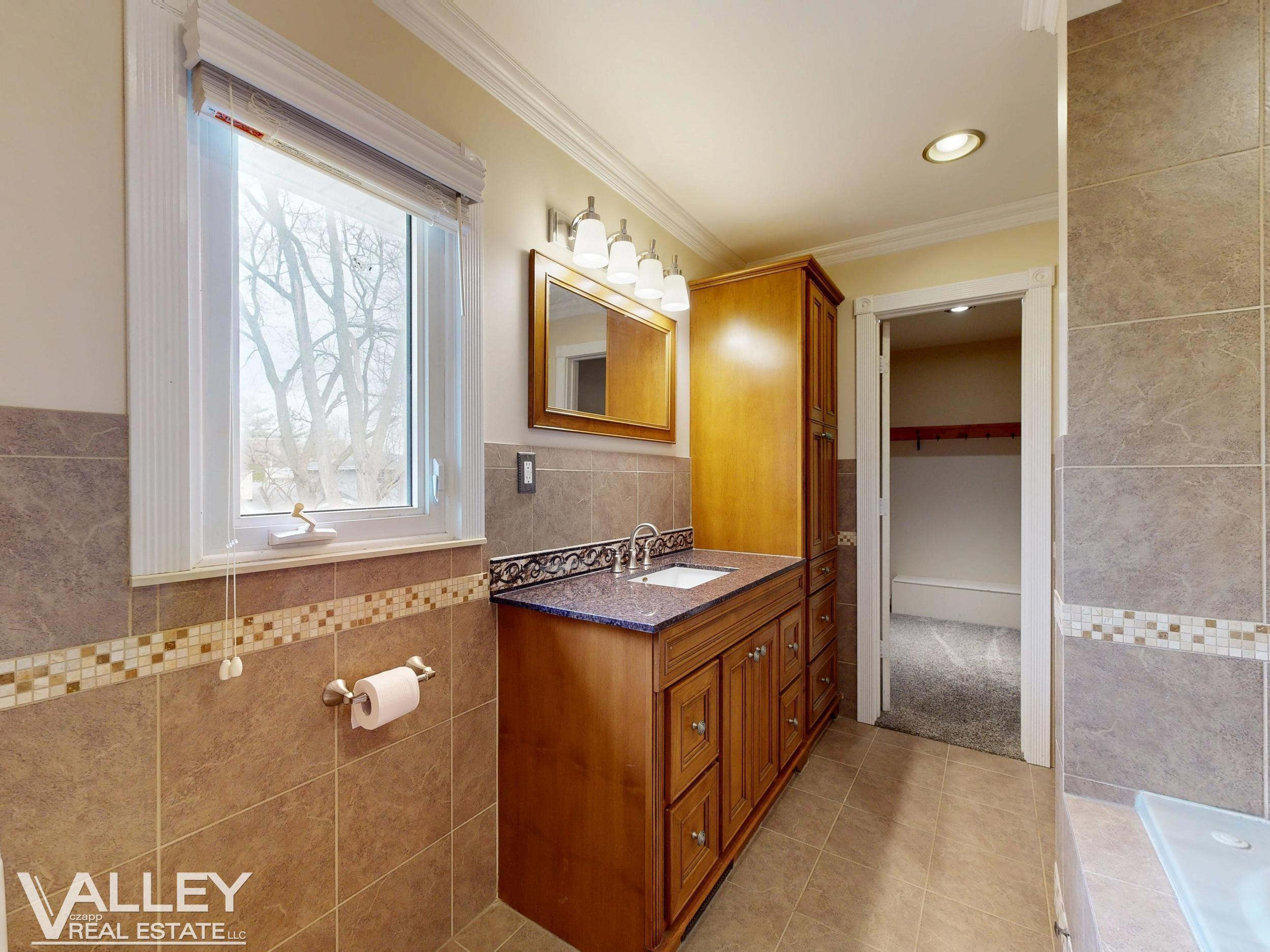 5320 N Nottingham Drive, Saginaw, MI 48603 — Photo 27