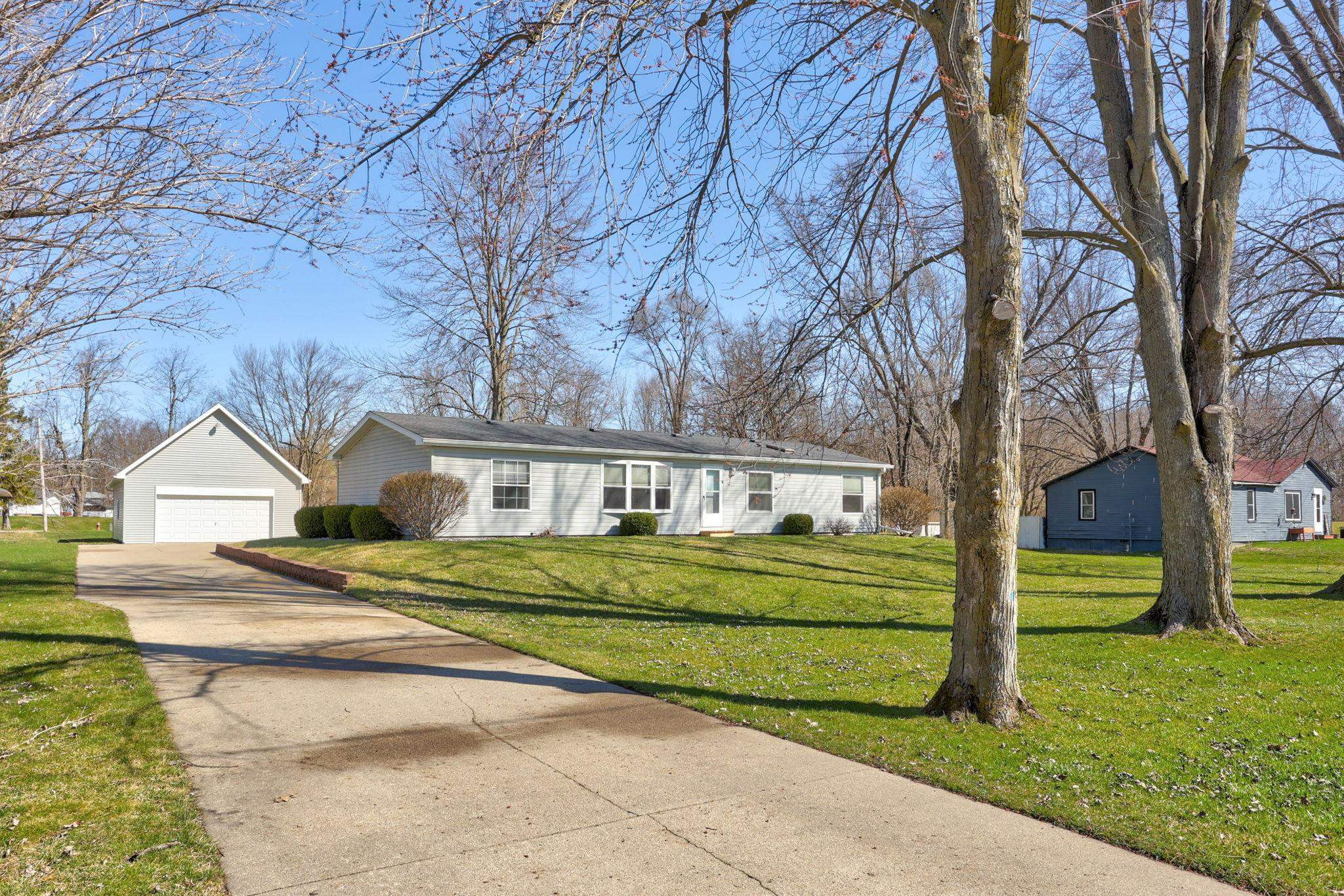 317 E Maple Street, Saint Charles, MI 48655 — Photo 41