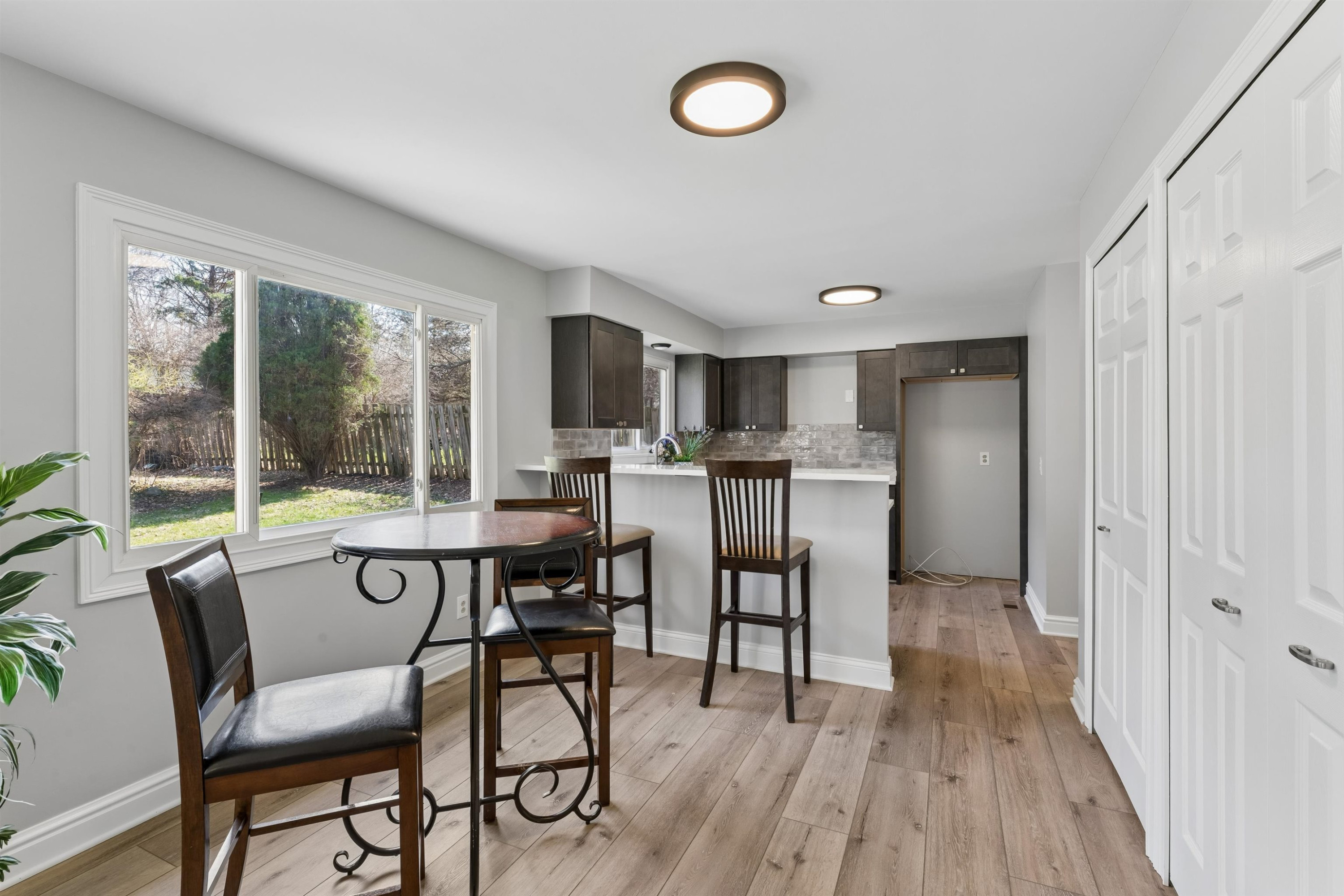 735 Huntington Road, Grand Blanc, MI 48439 — Photo 4