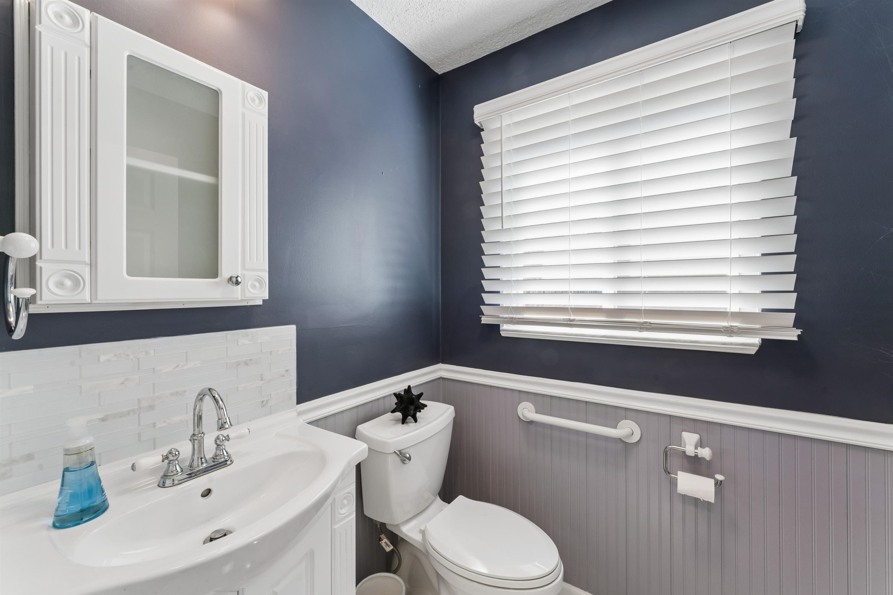 735 Huntington Road, Grand Blanc, MI 48439 — Photo 9
