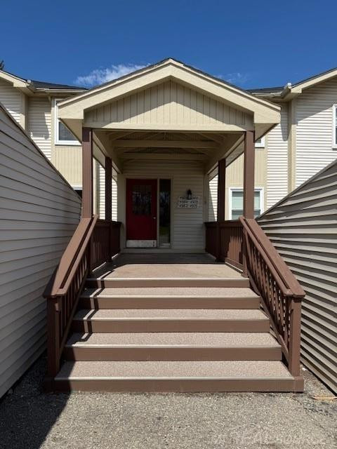 4984 Oak Hill Drive, Waterford, MI 48329 — front exterior