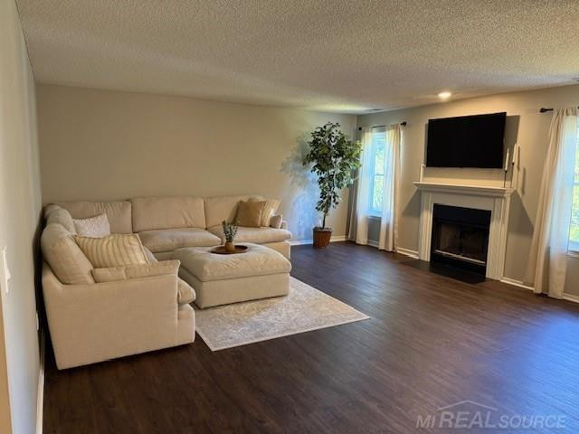 4984 Oak Hill Drive, Waterford, MI 48329 — Photo 5