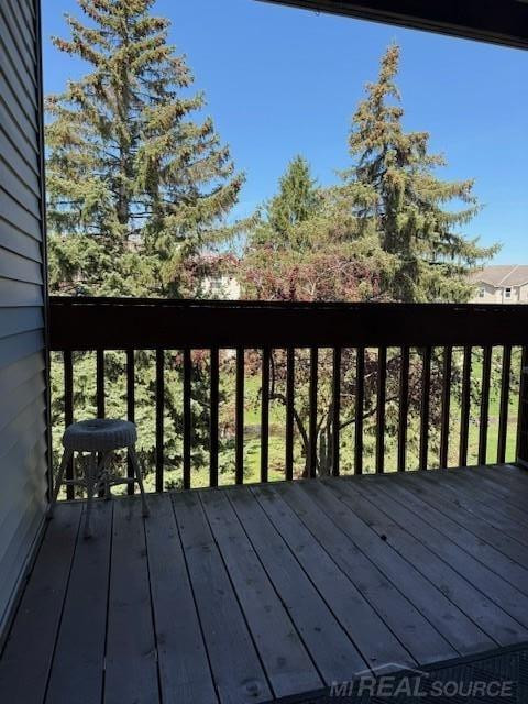 4984 Oak Hill Drive, Waterford, MI 48329 — Photo 12