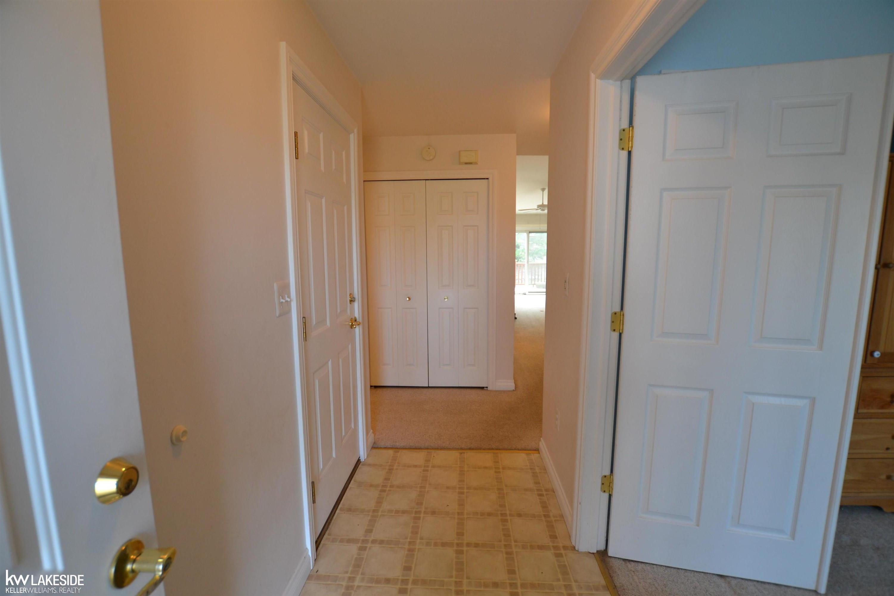 927 Lighthouse Drive, Marysville, MI 48040 — Photo 5