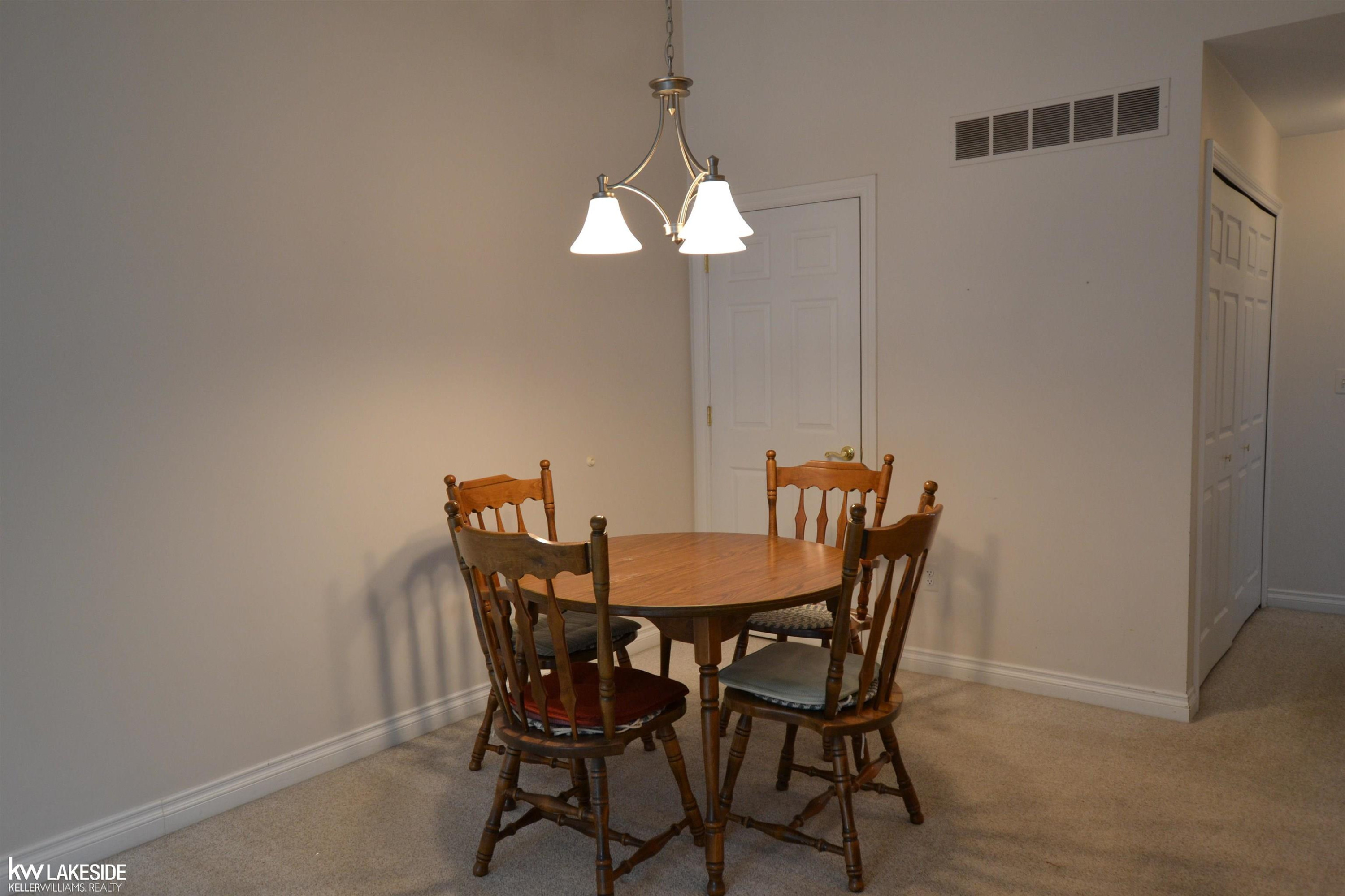 927 Lighthouse Drive, Marysville, MI 48040 — Photo 15