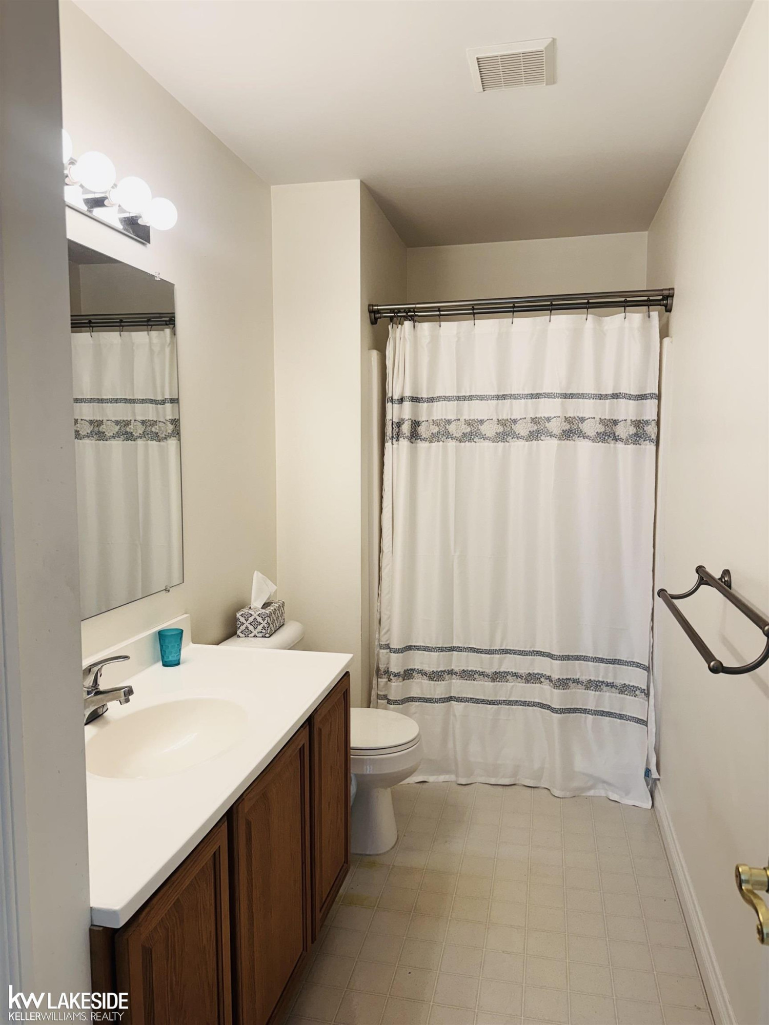 927 Lighthouse Drive, Marysville, MI 48040 — Photo 21
