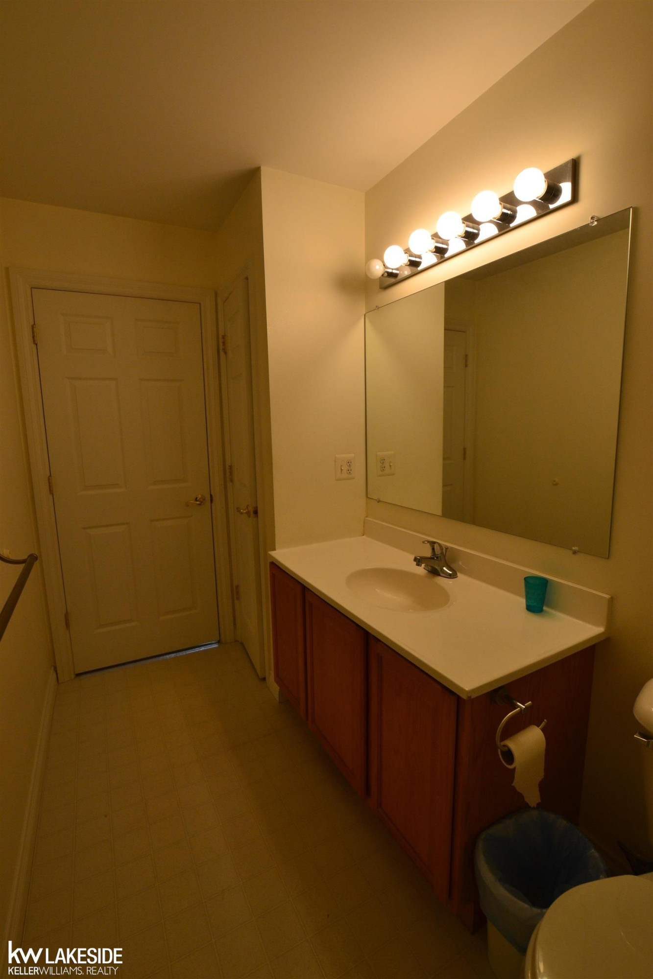 927 Lighthouse Drive, Marysville, MI 48040 — Photo 22