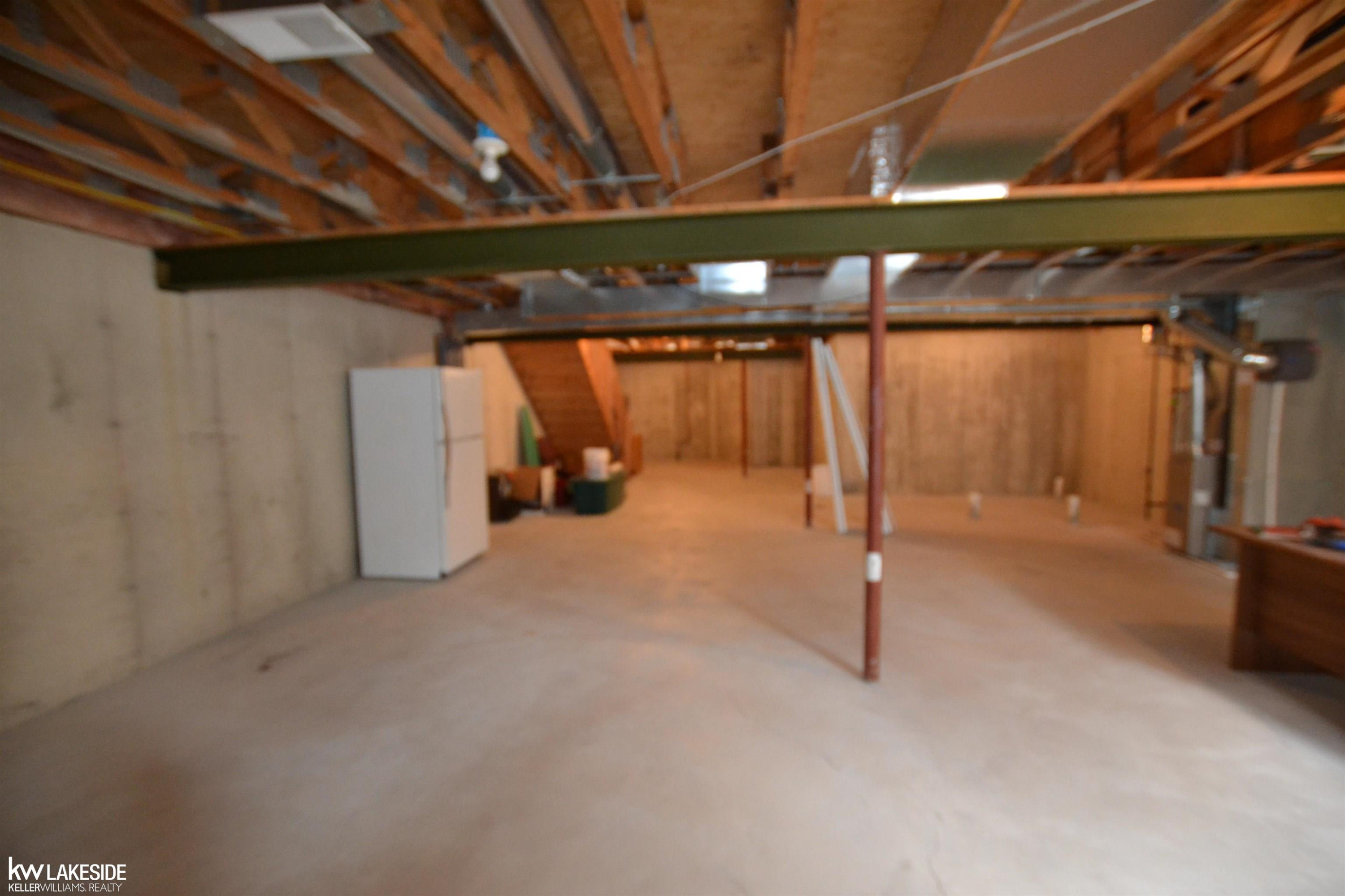 927 Lighthouse Drive, Marysville, MI 48040 — Photo 25