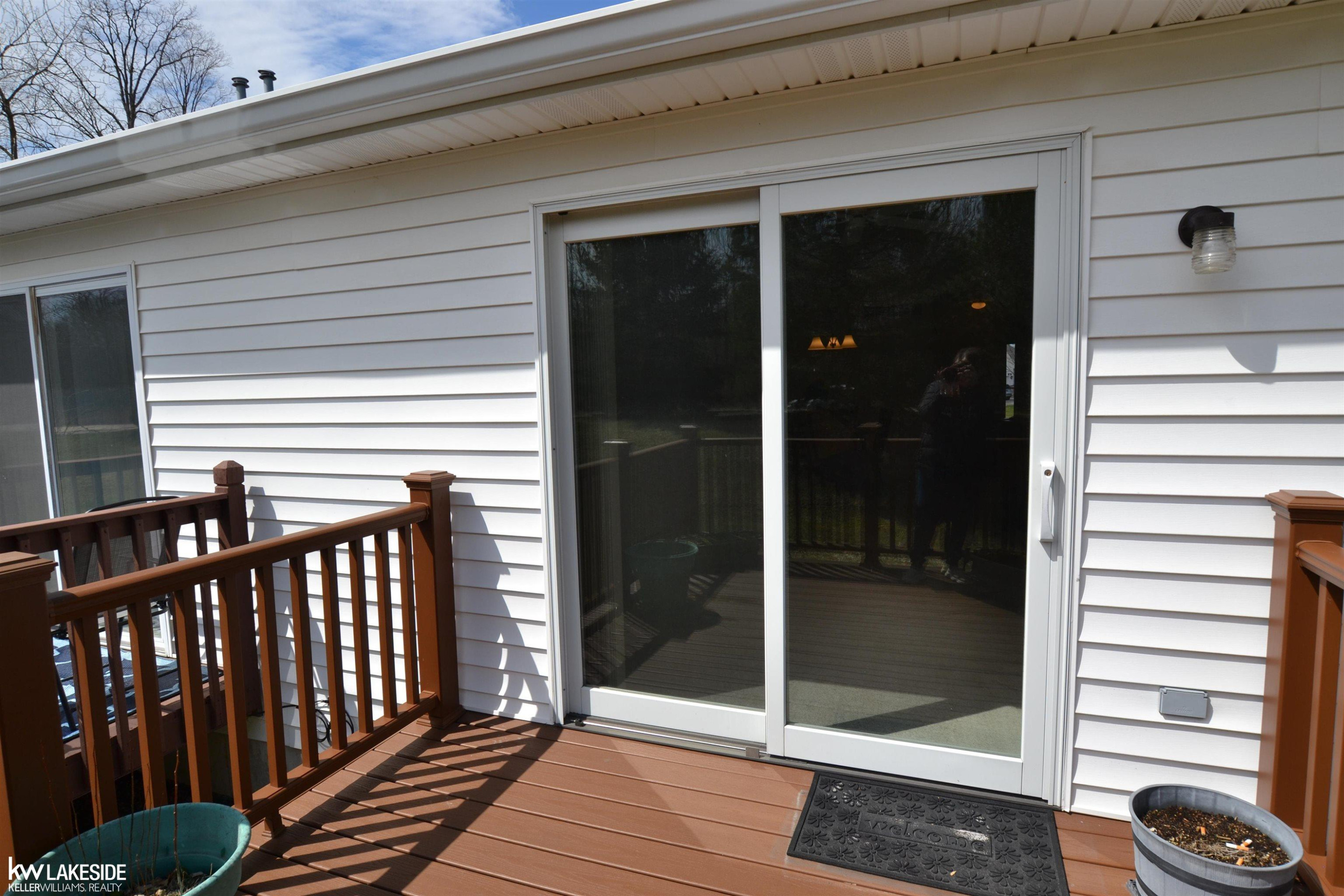 927 Lighthouse Drive, Marysville, MI 48040 — Photo 32