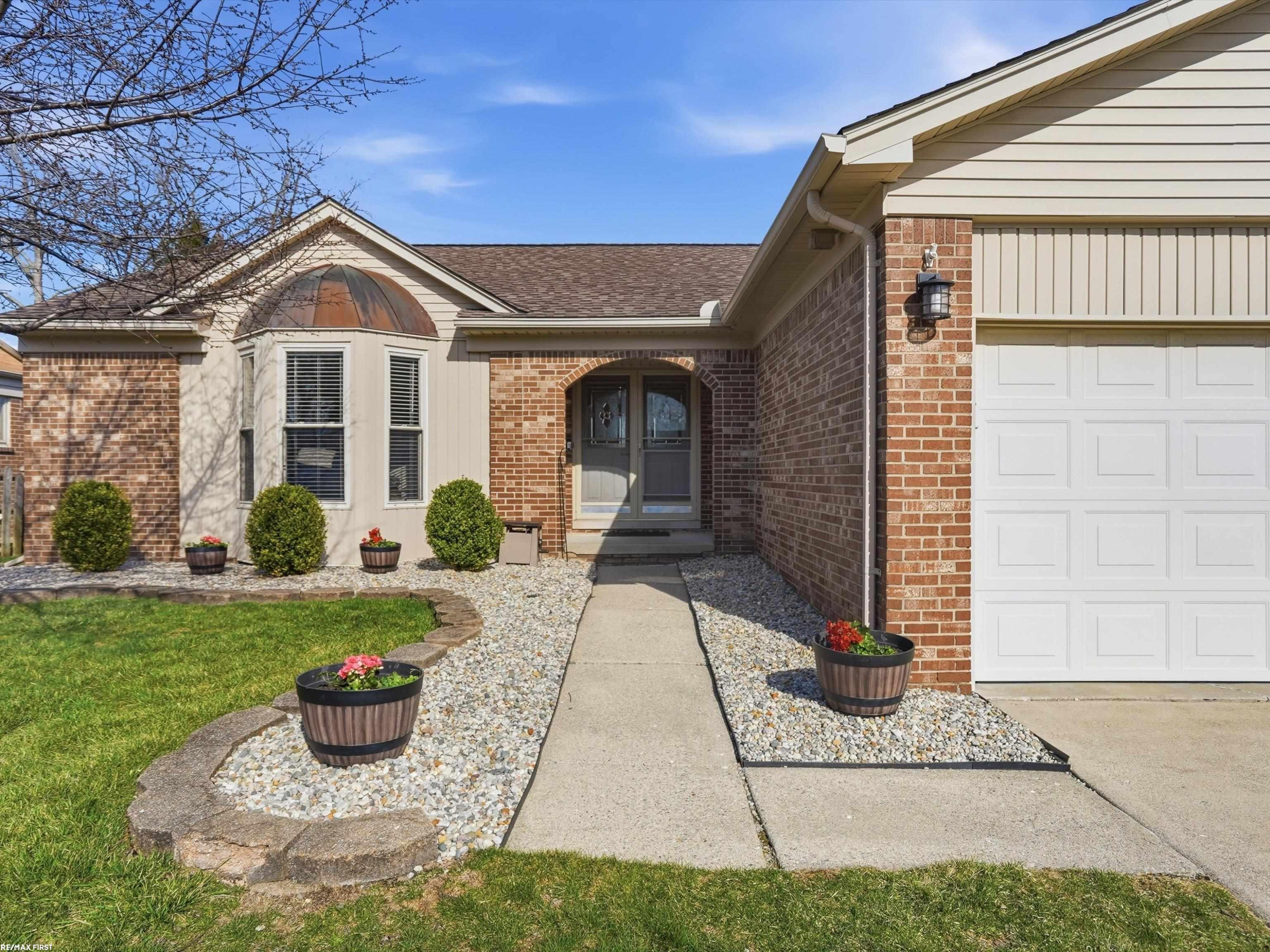 45784 Georgetown Drive, MI 48044 — Photo 2