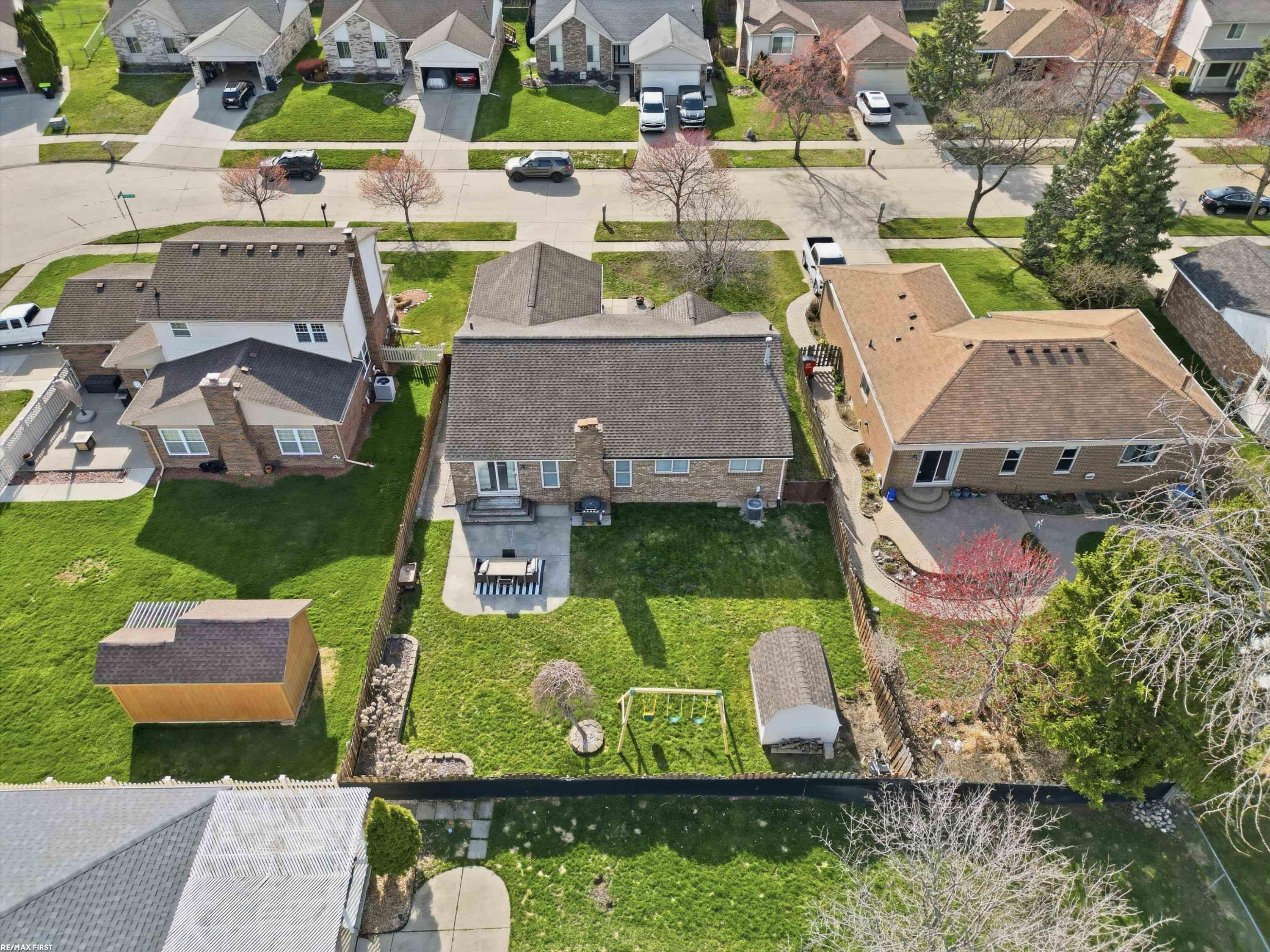 45784 Georgetown Drive, MI 48044 — Photo 4
