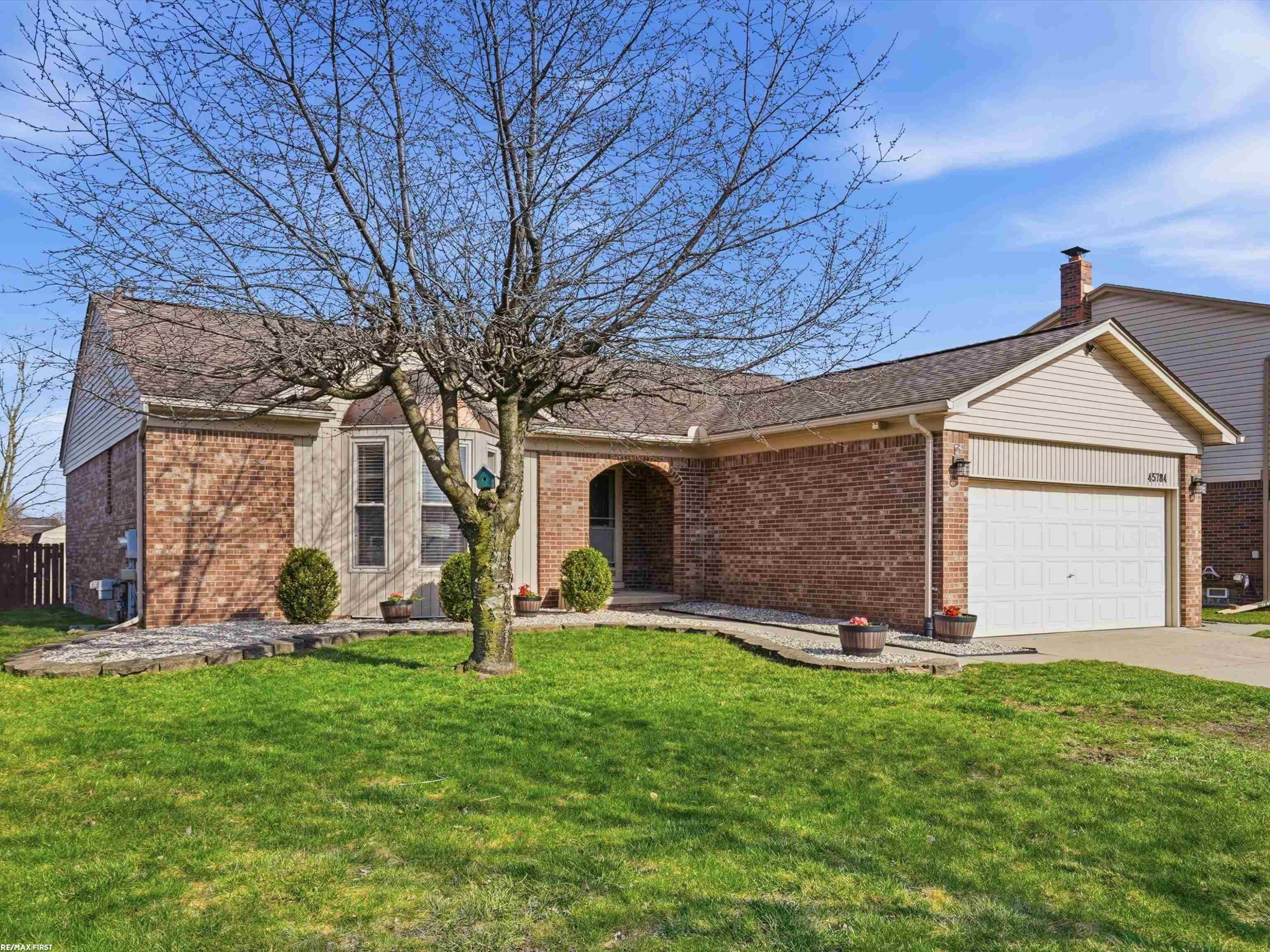 45784 Georgetown Drive, MI 48044 — Photo 41