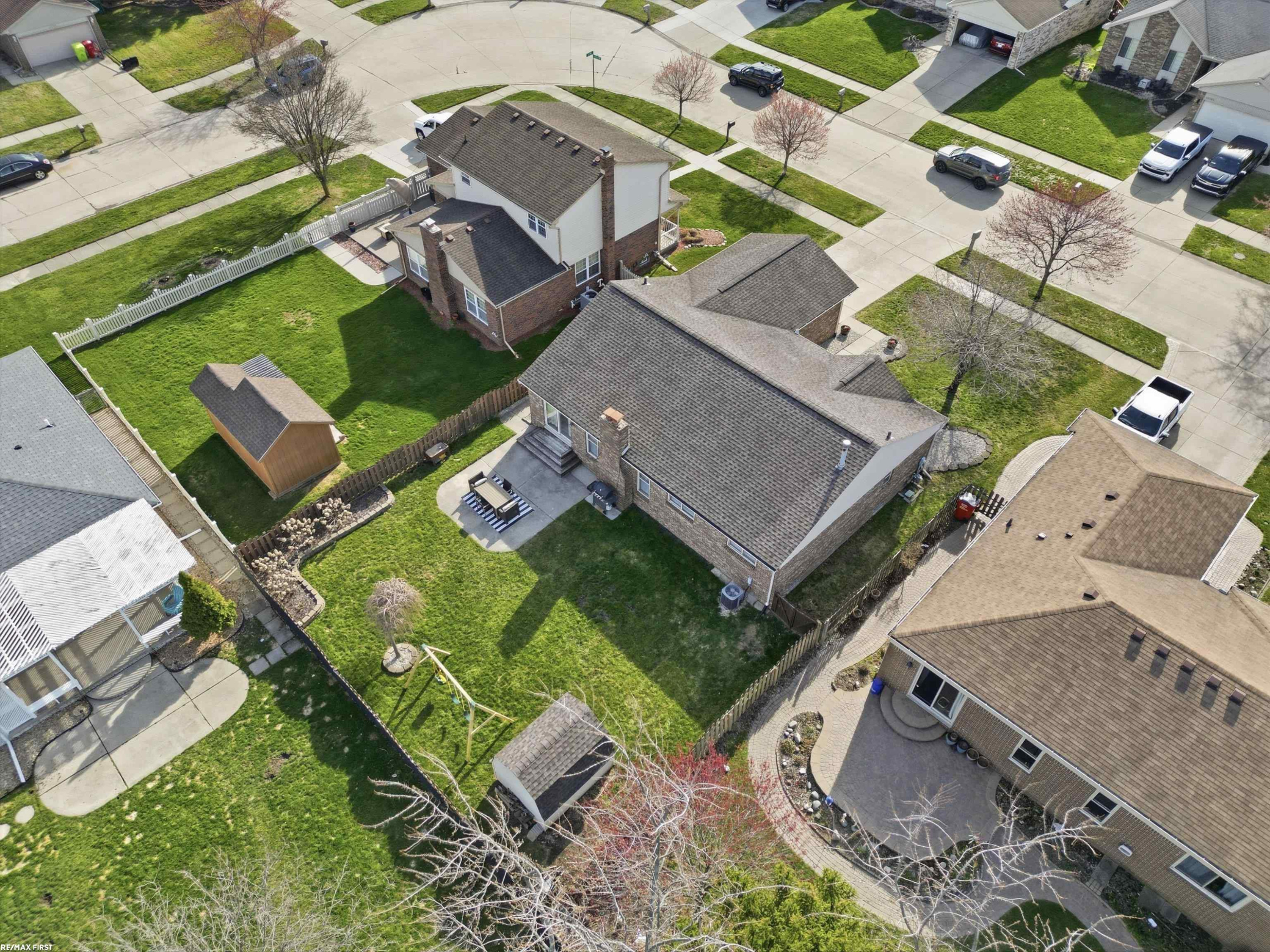 45784 Georgetown Drive, MI 48044 — Photo 43