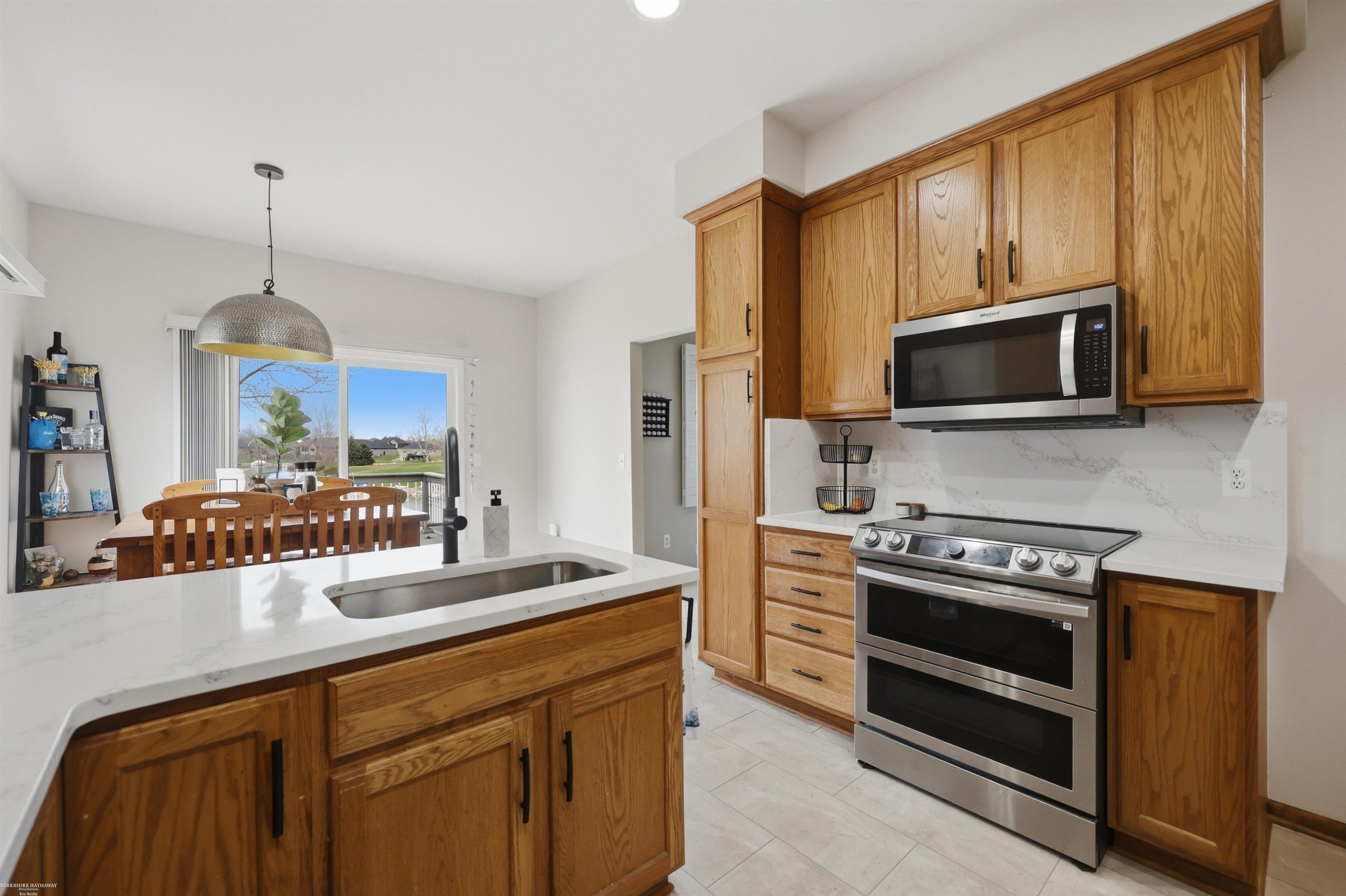 830 Cross Cir Street, Oxford, MI 48371 — Photo 11