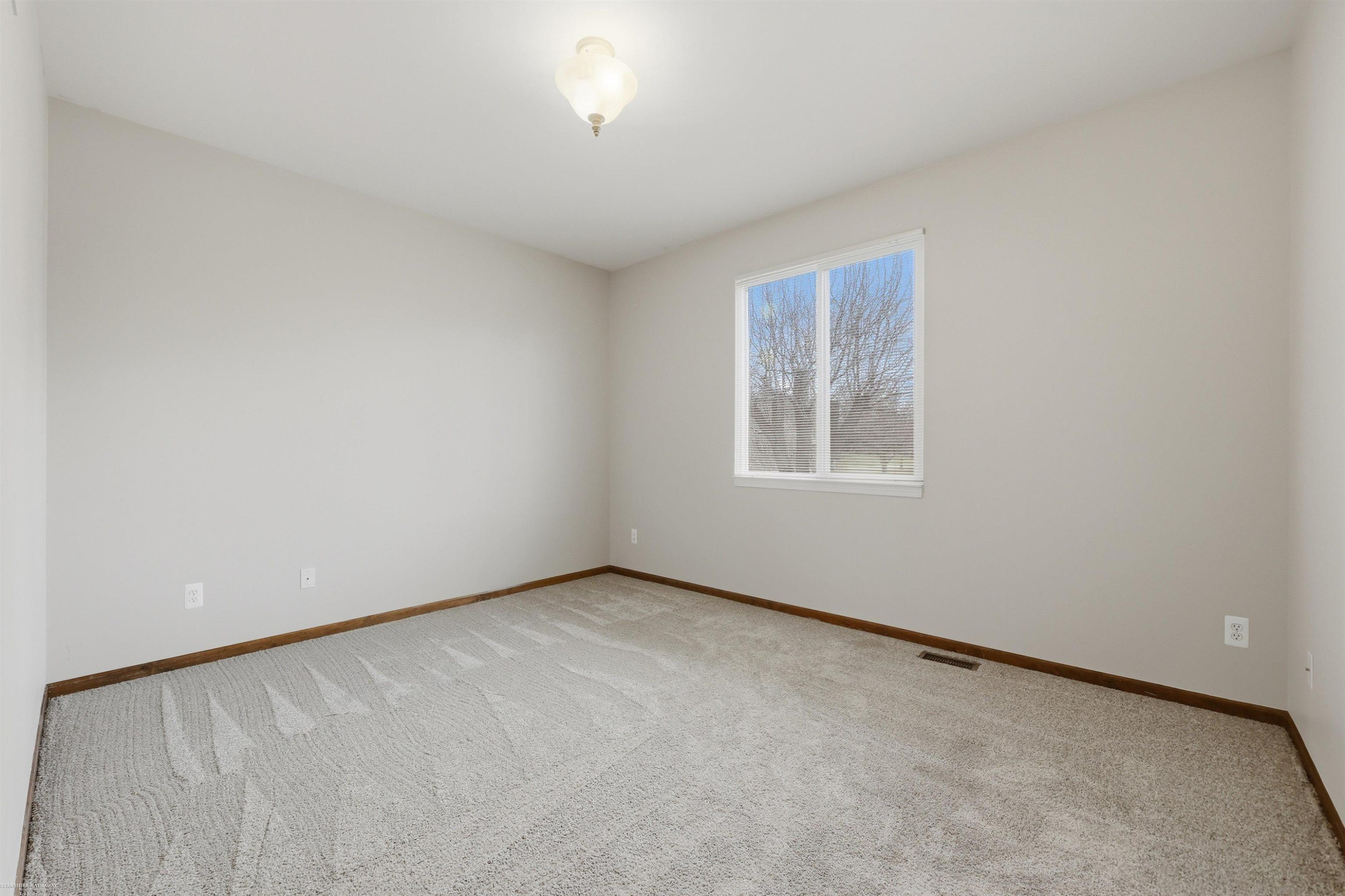830 Cross Cir Street, Oxford, MI 48371 — Photo 25