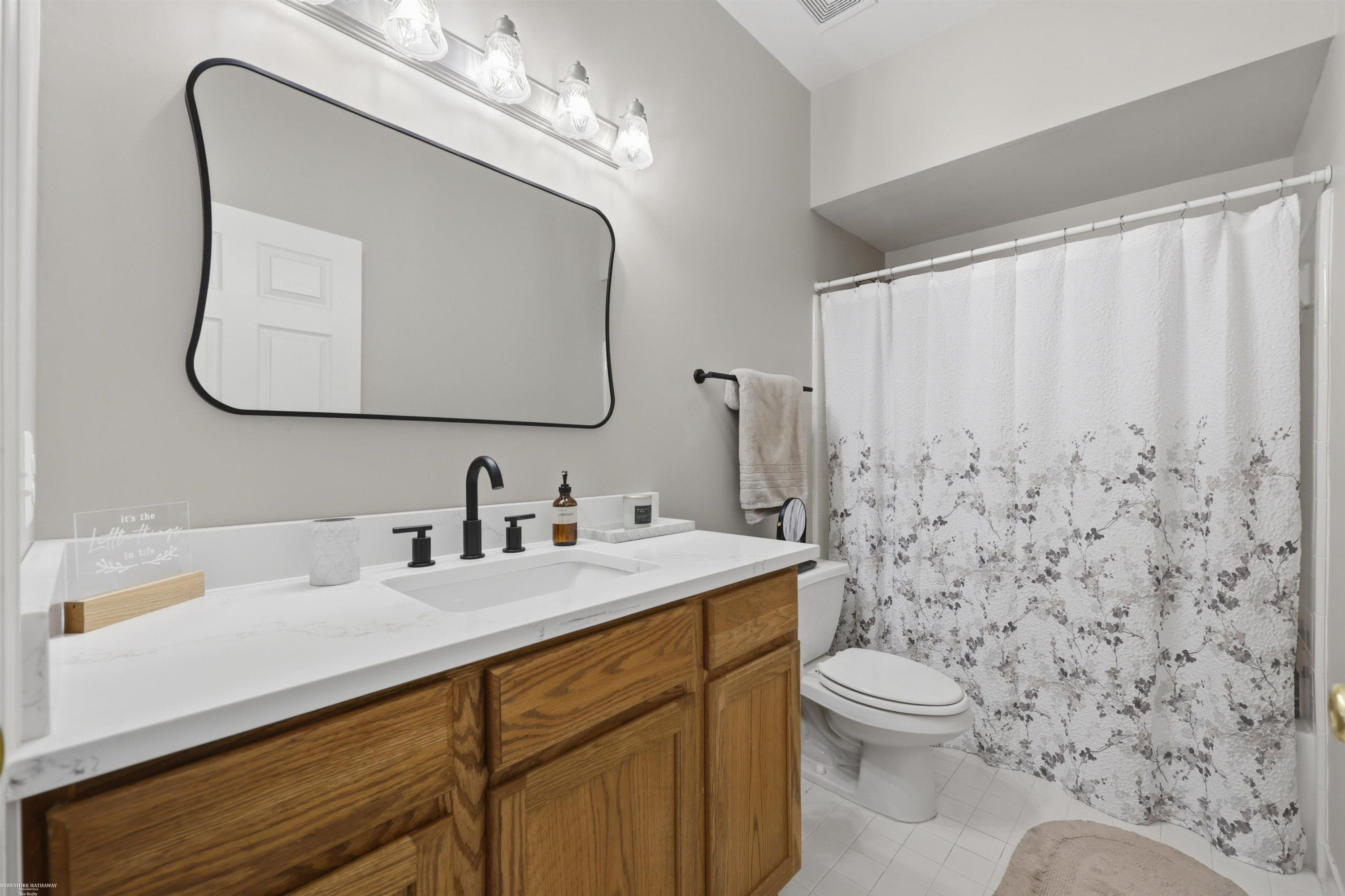 830 Cross Cir Street, Oxford, MI 48371 — Photo 27