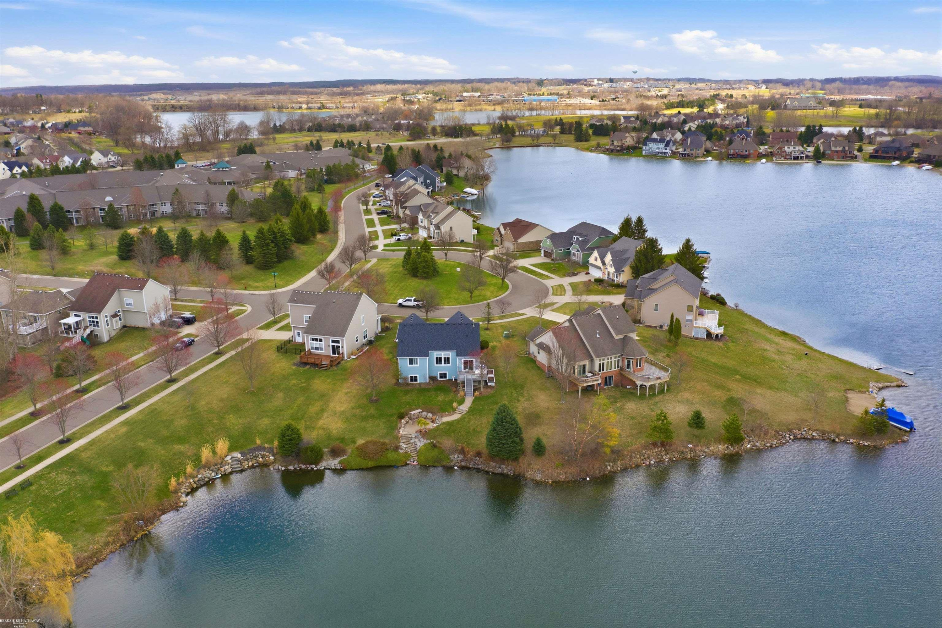 830 Cross Cir Street, Oxford, MI 48371 — Photo 36
