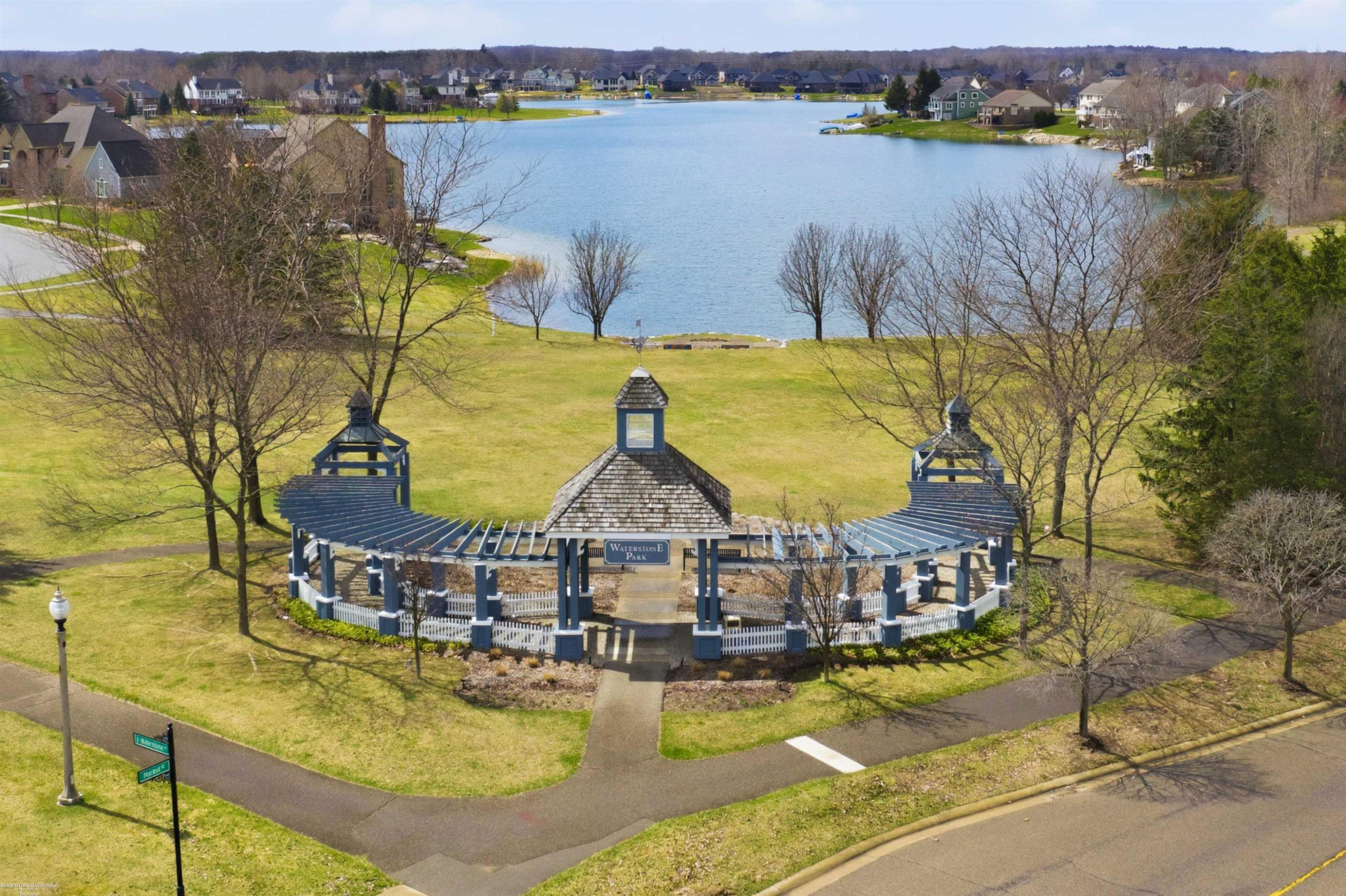 830 Cross Cir Street, Oxford, MI 48371 — Photo 41