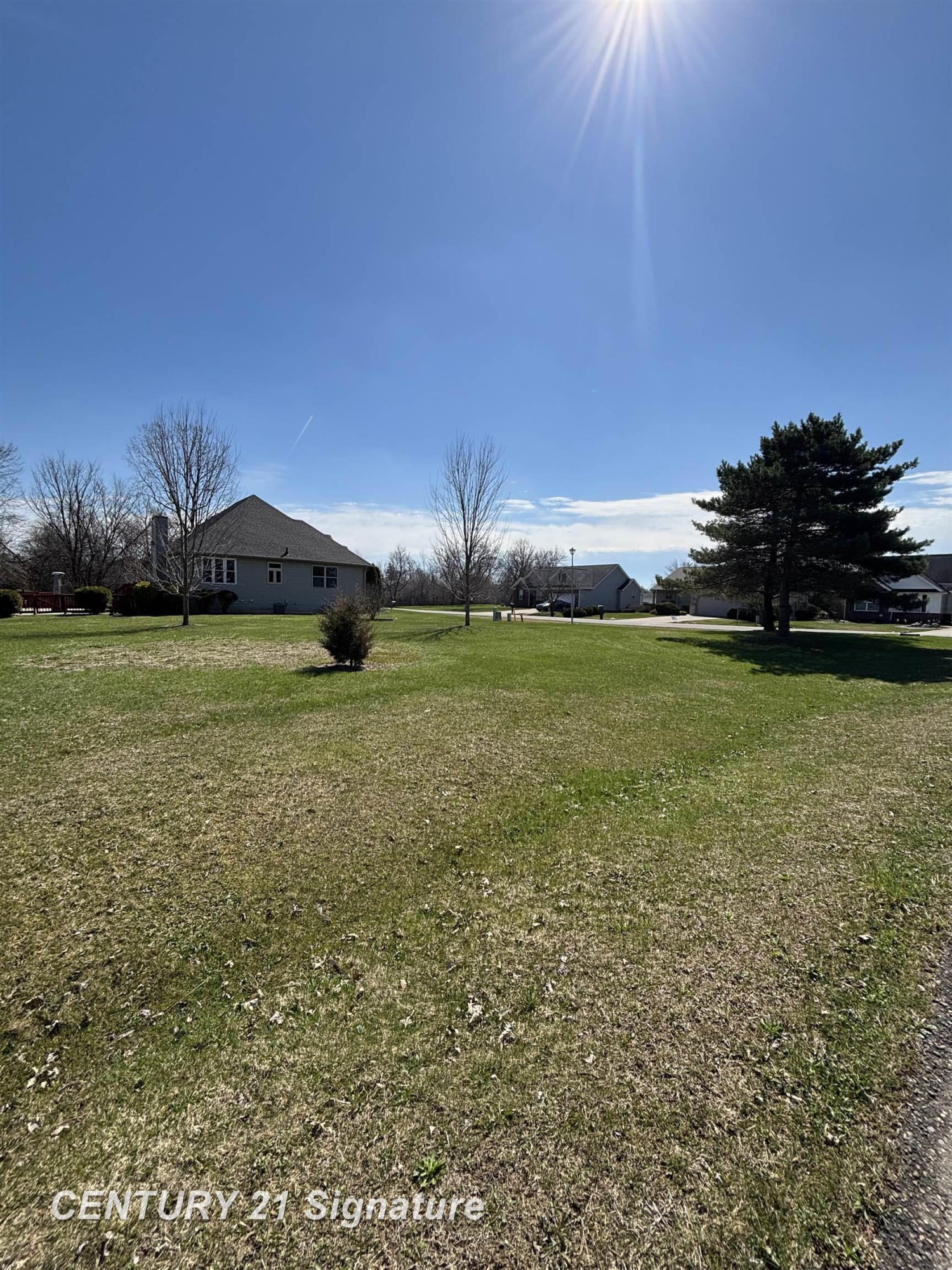 000 Pine Creek Drive, Burton, MI 48519 — Photo 2