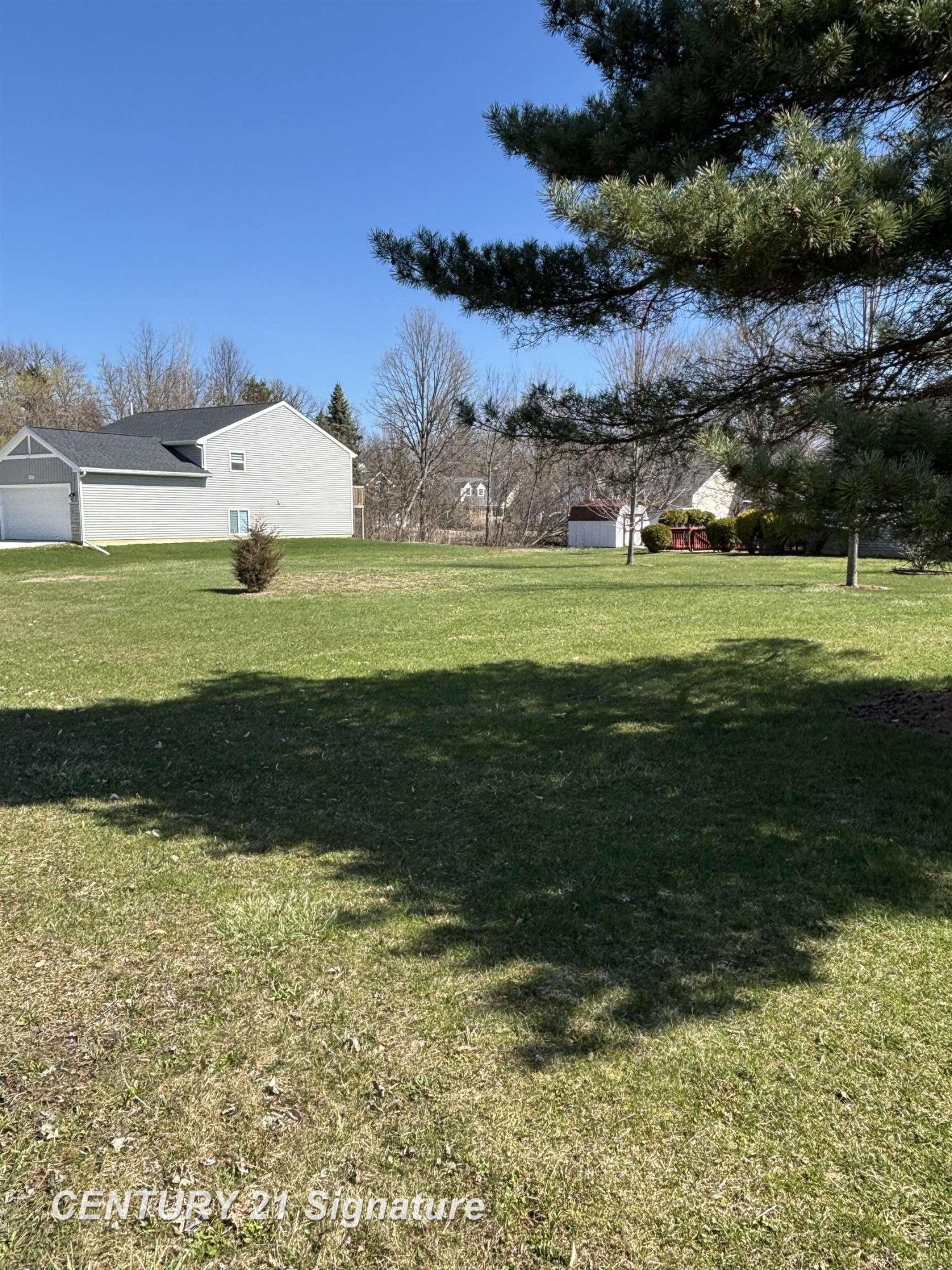 000 Pine Creek Drive, Burton, MI 48519 — Photo 5