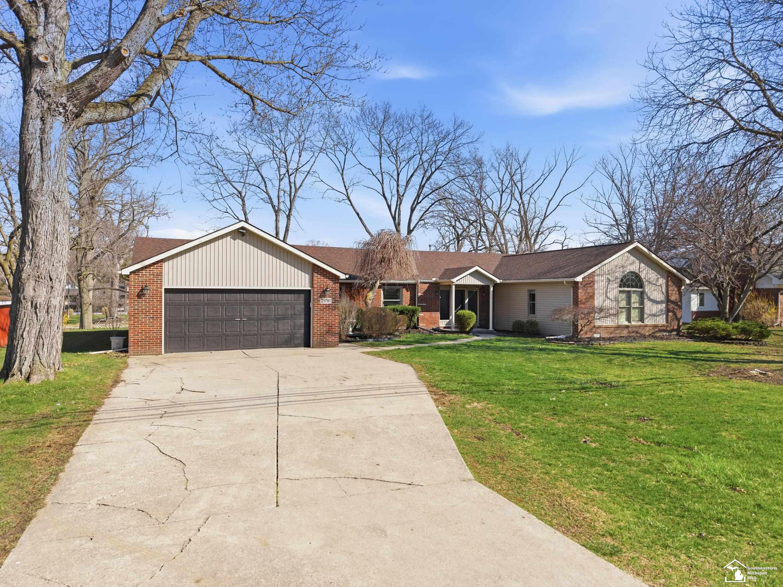 21781 Thorofare Road, Grosse Ile, MI 48138 — Photo 4