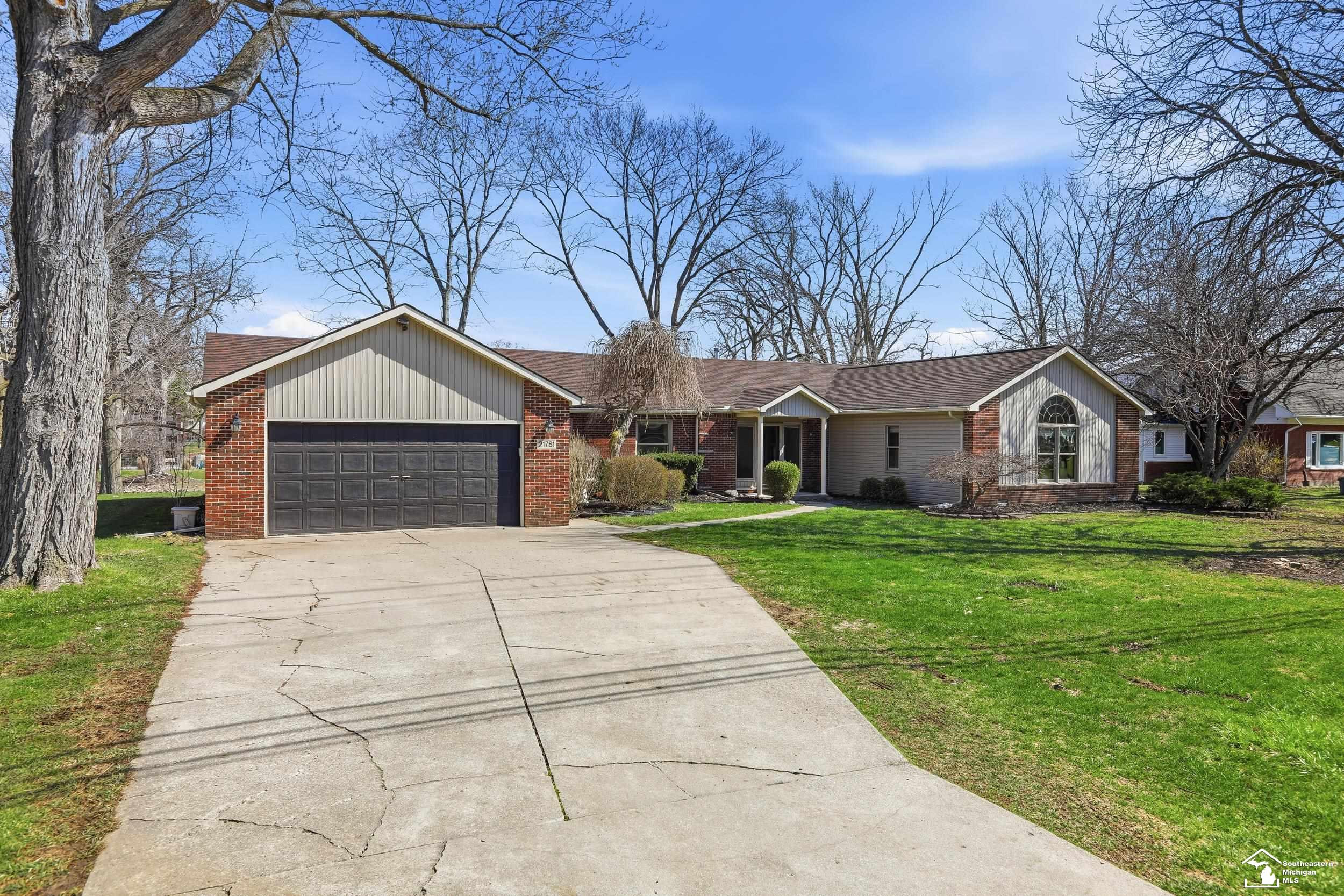 21781 Thorofare Road, Grosse Ile, MI 48138 — Photo 5