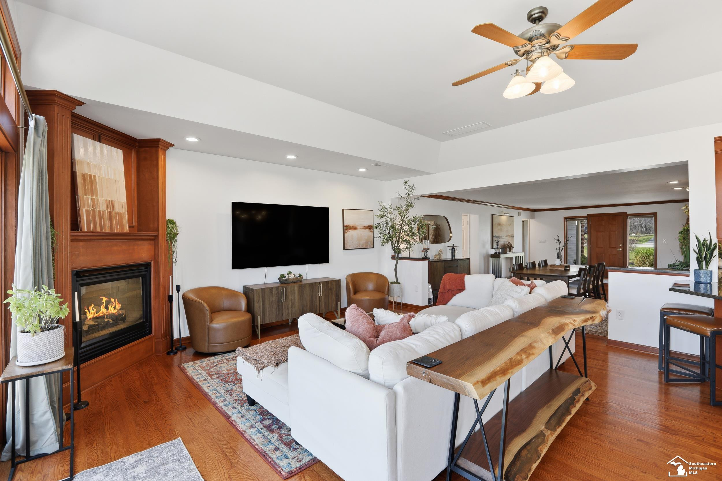 21781 Thorofare Road, Grosse Ile, MI 48138 — Photo 23