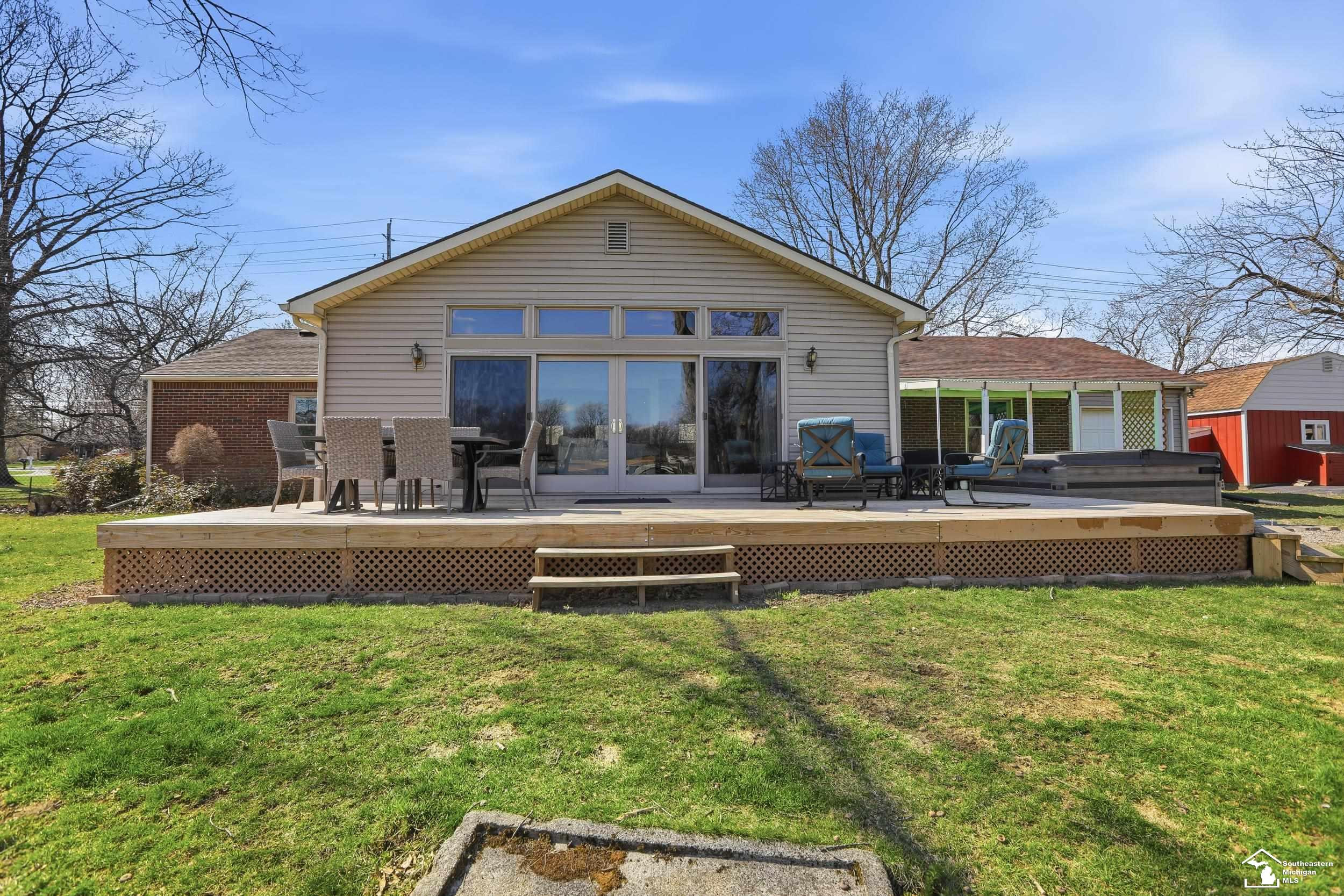 21781 Thorofare Road, Grosse Ile, MI 48138 — Photo 41