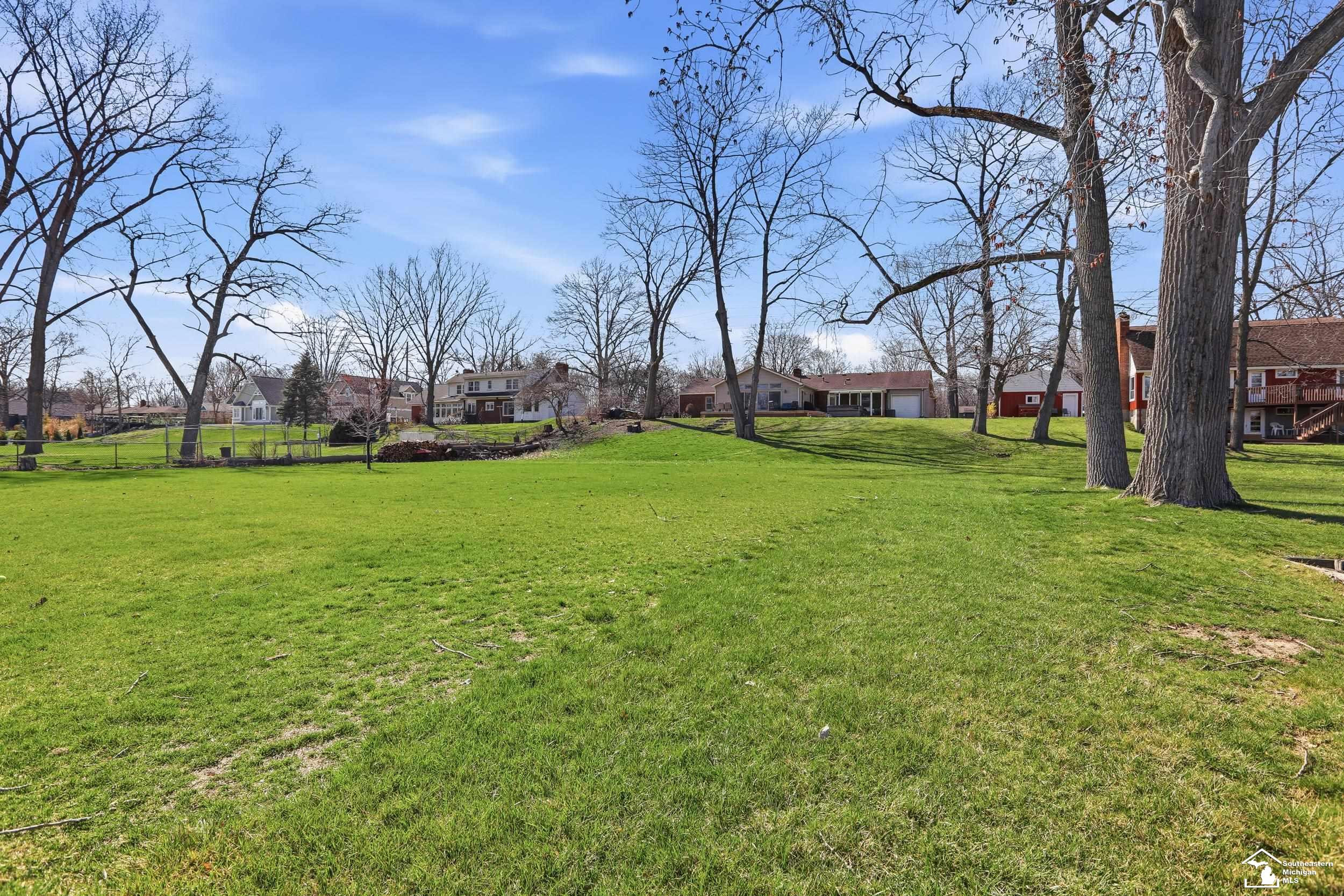 21781 Thorofare Road, Grosse Ile, MI 48138 — Photo 47