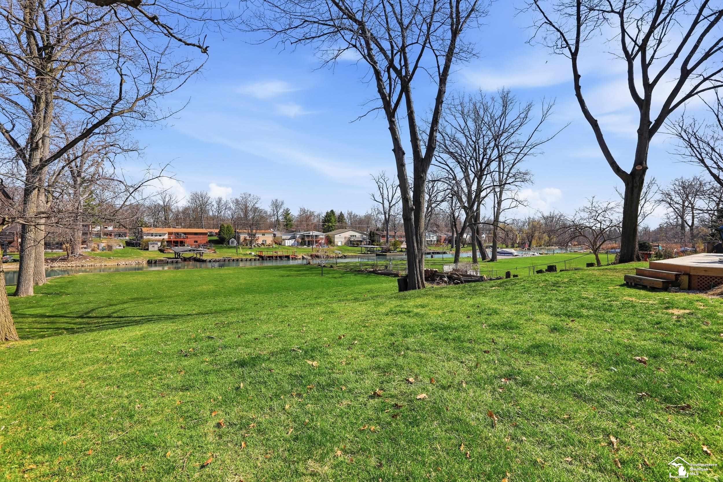 21781 Thorofare Road, Grosse Ile, MI 48138 — Photo 48