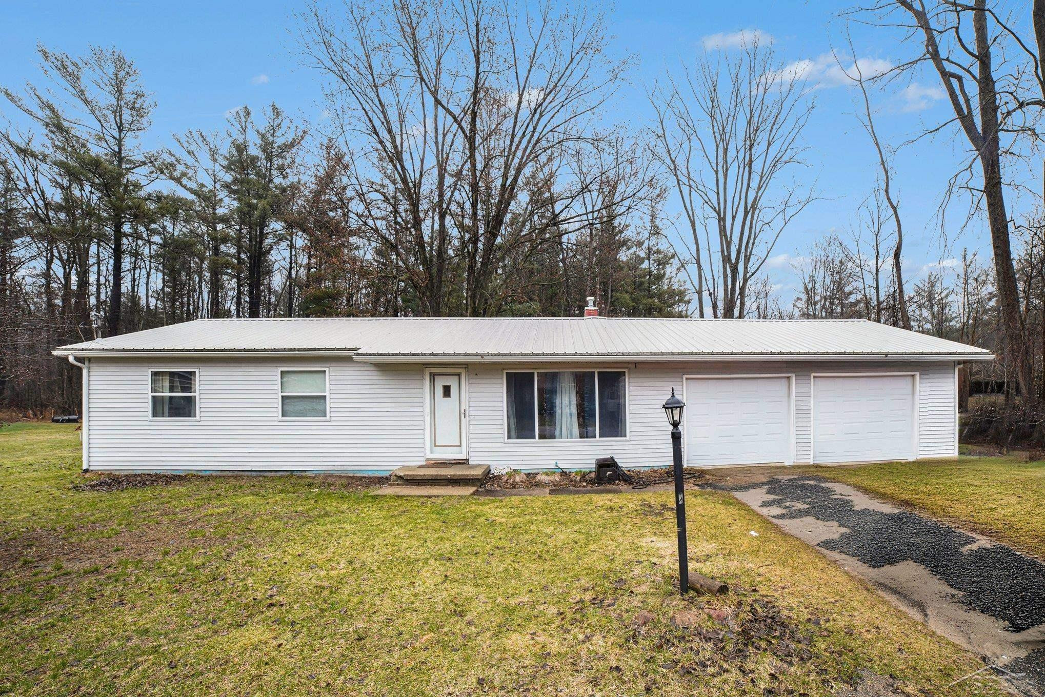 3305 Robertson Drive, Beaverton, MI 48612 — Photo 3