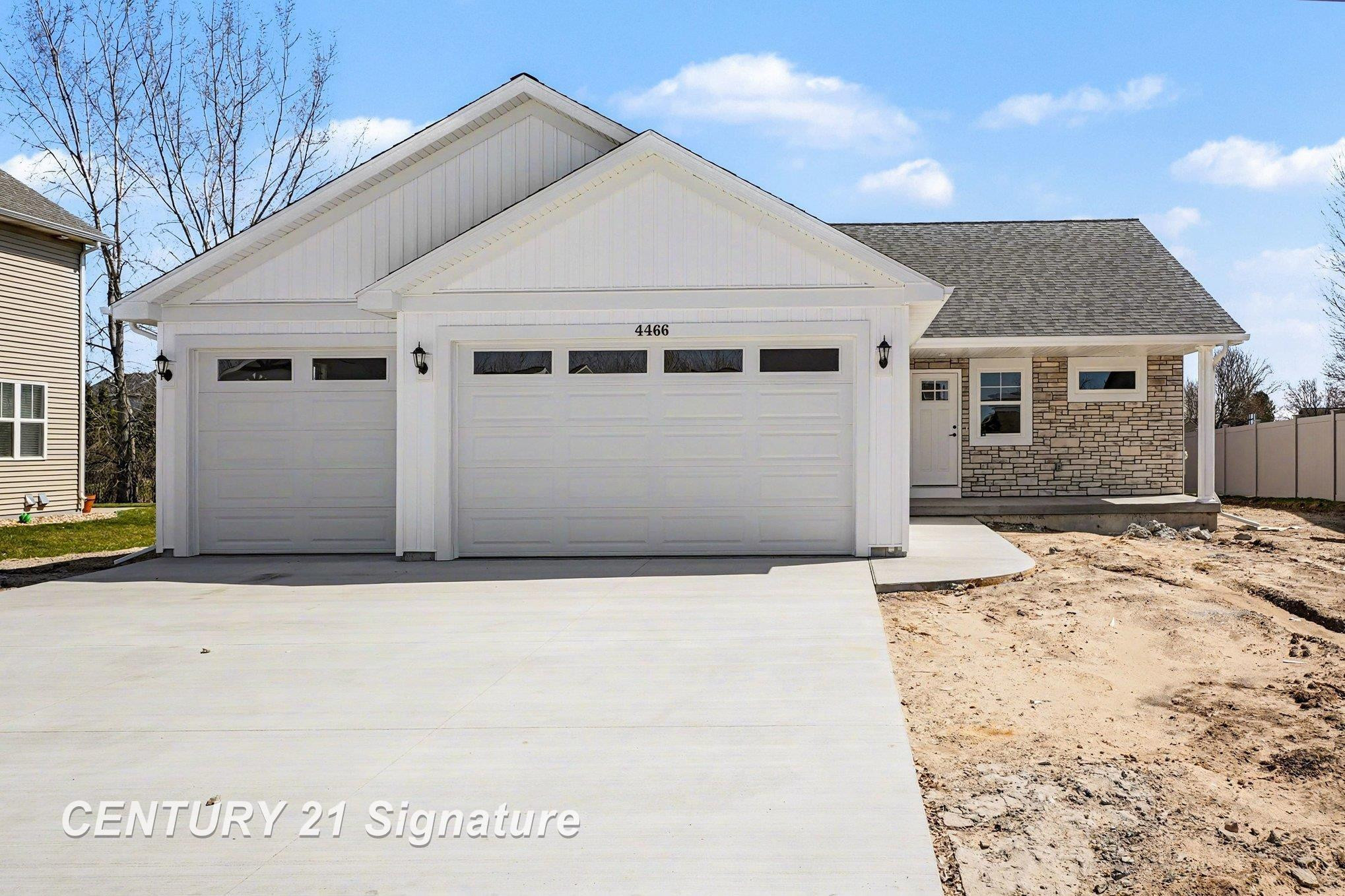 4466 E Lakecress Drive, Saginaw, MI 48603 — Photo 3