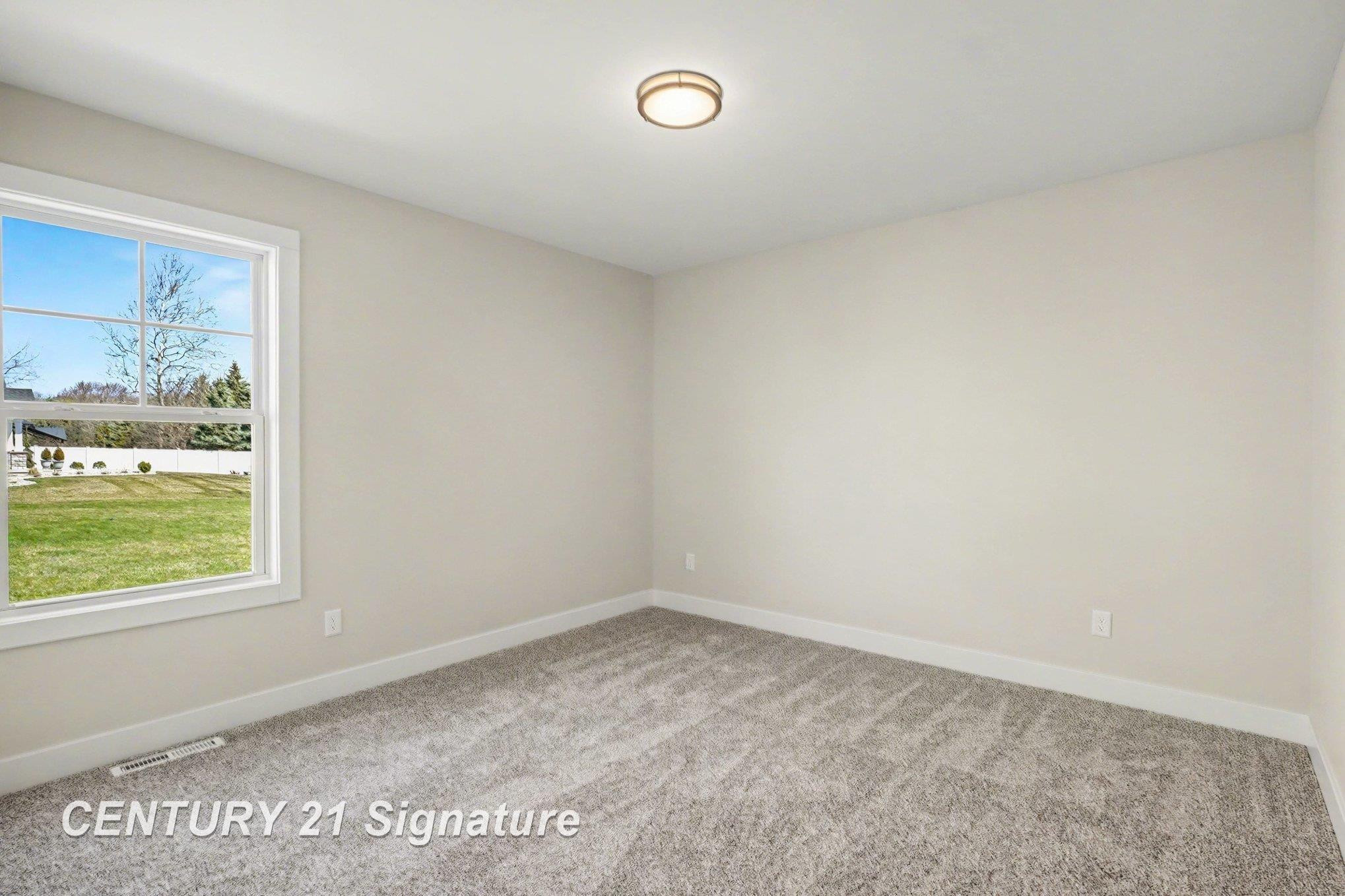 4466 E Lakecress Drive, Saginaw, MI 48603 — Photo 23