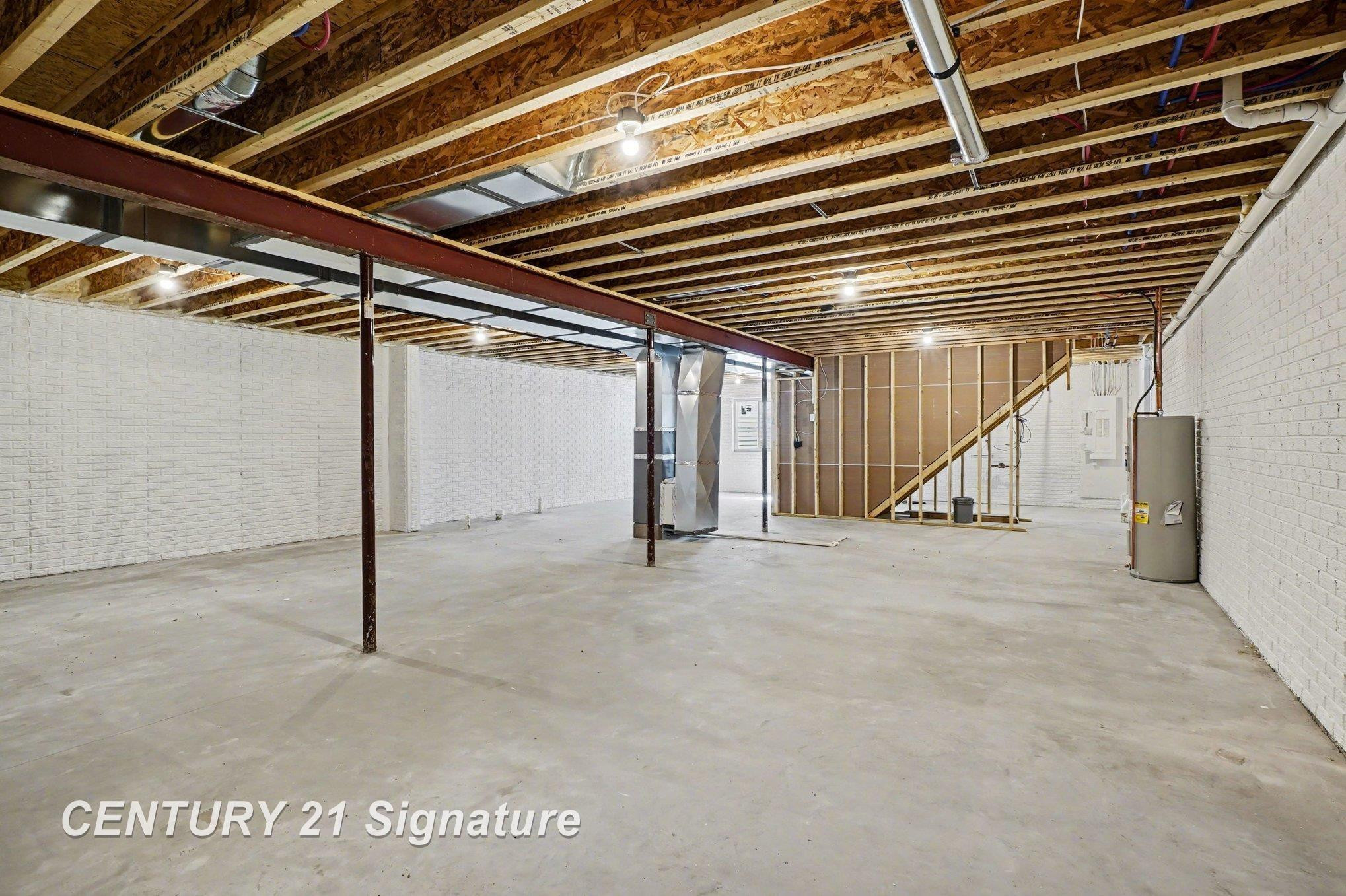 4466 E Lakecress Drive, Saginaw, MI 48603 — Photo 27