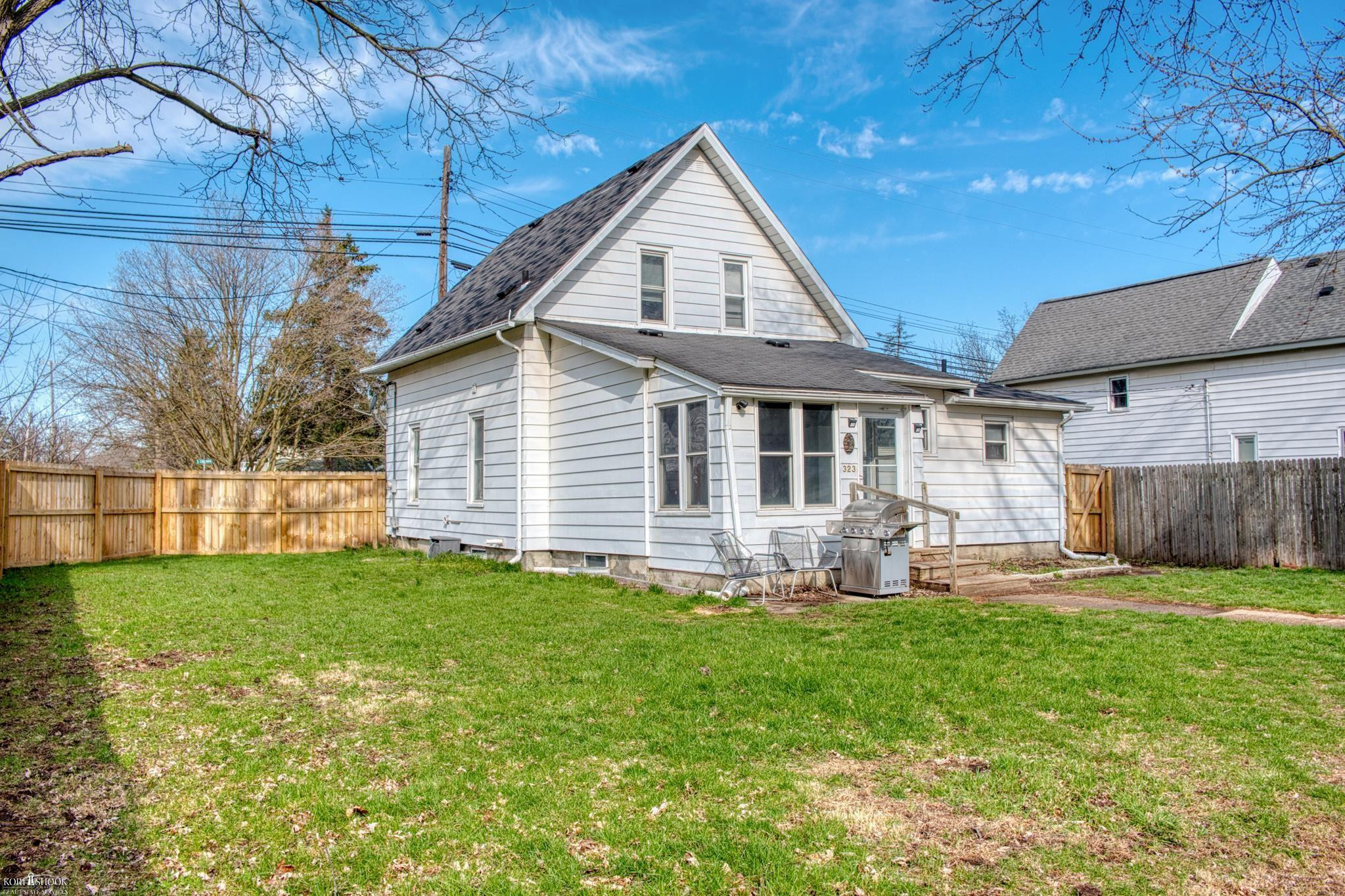 323 S Chipman Street, Owosso, MI 48867 — Photo 23