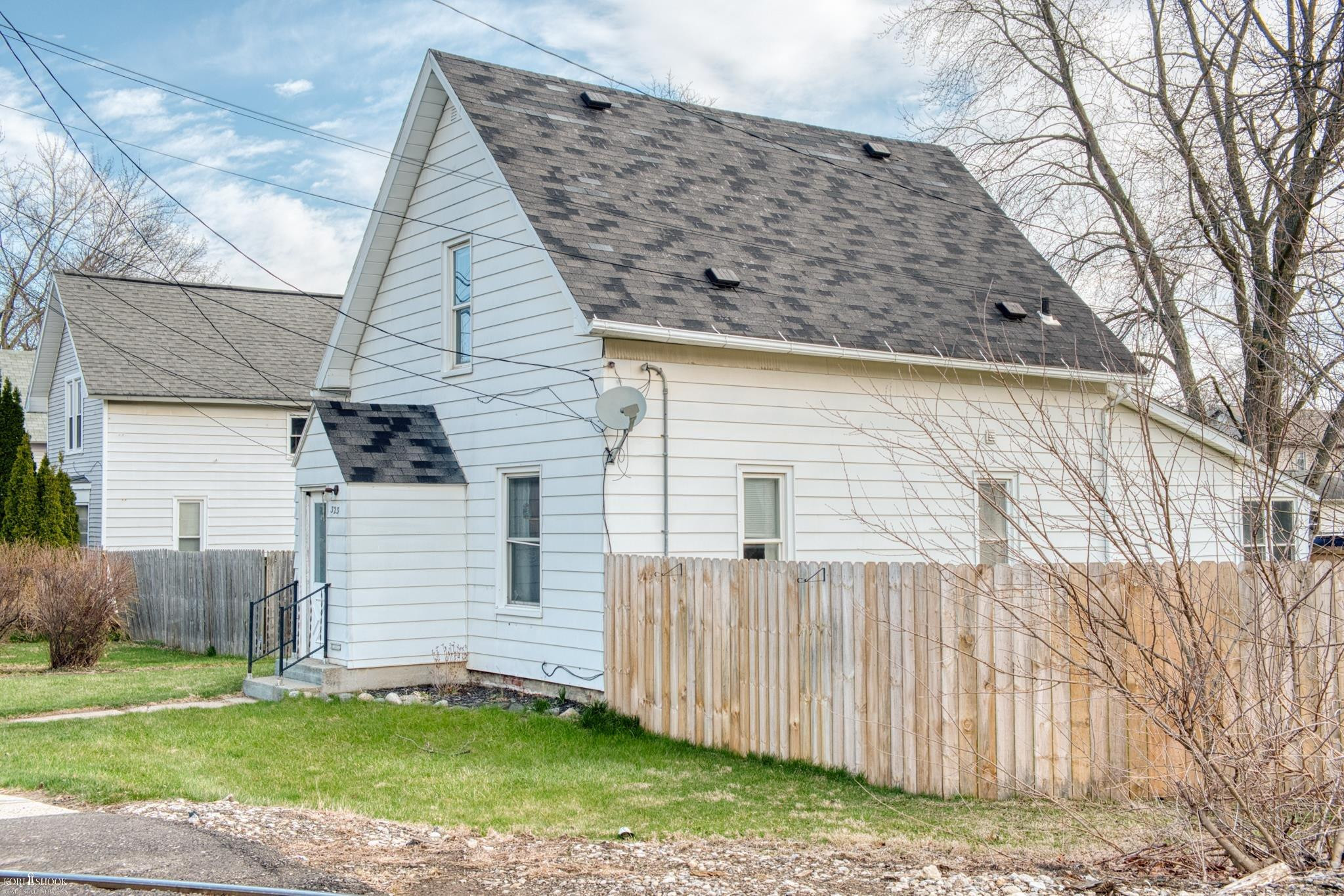 323 S Chipman Street, Owosso, MI 48867 — Photo 27