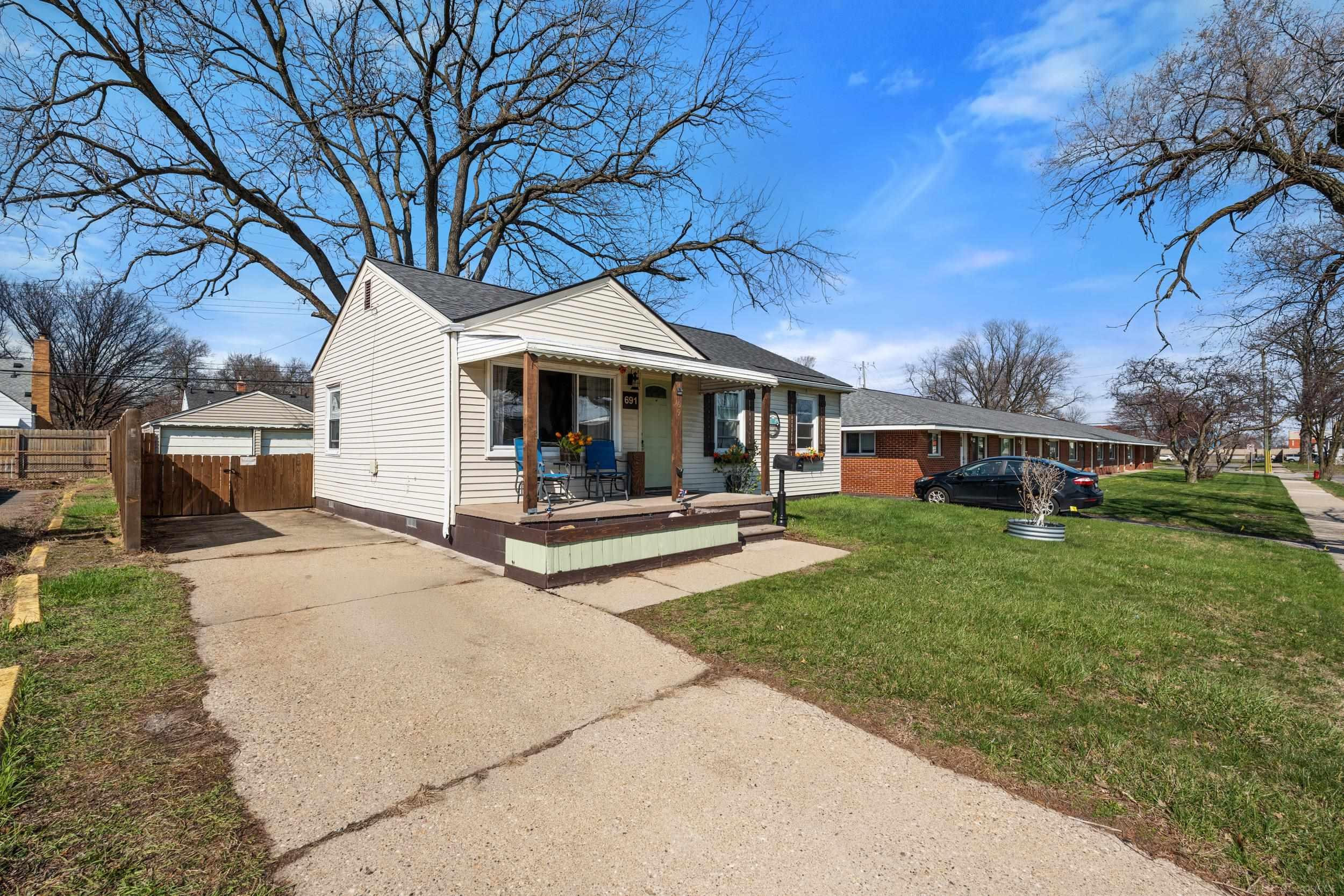 691 E Bennett Avenue, Ferndale, MI 48220 — Photo 5