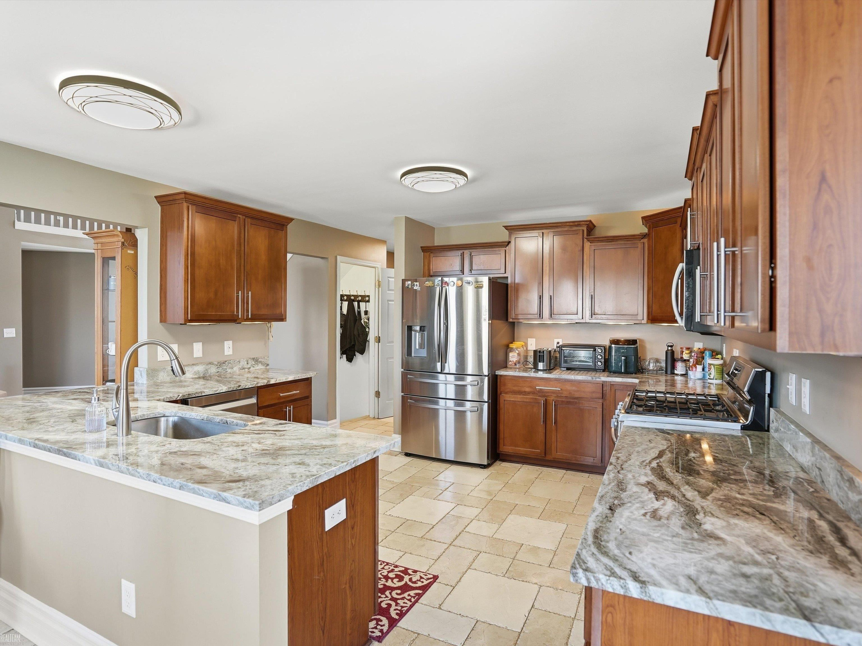22261 Woodlake Drive, 143, MI 48044 — Photo 10