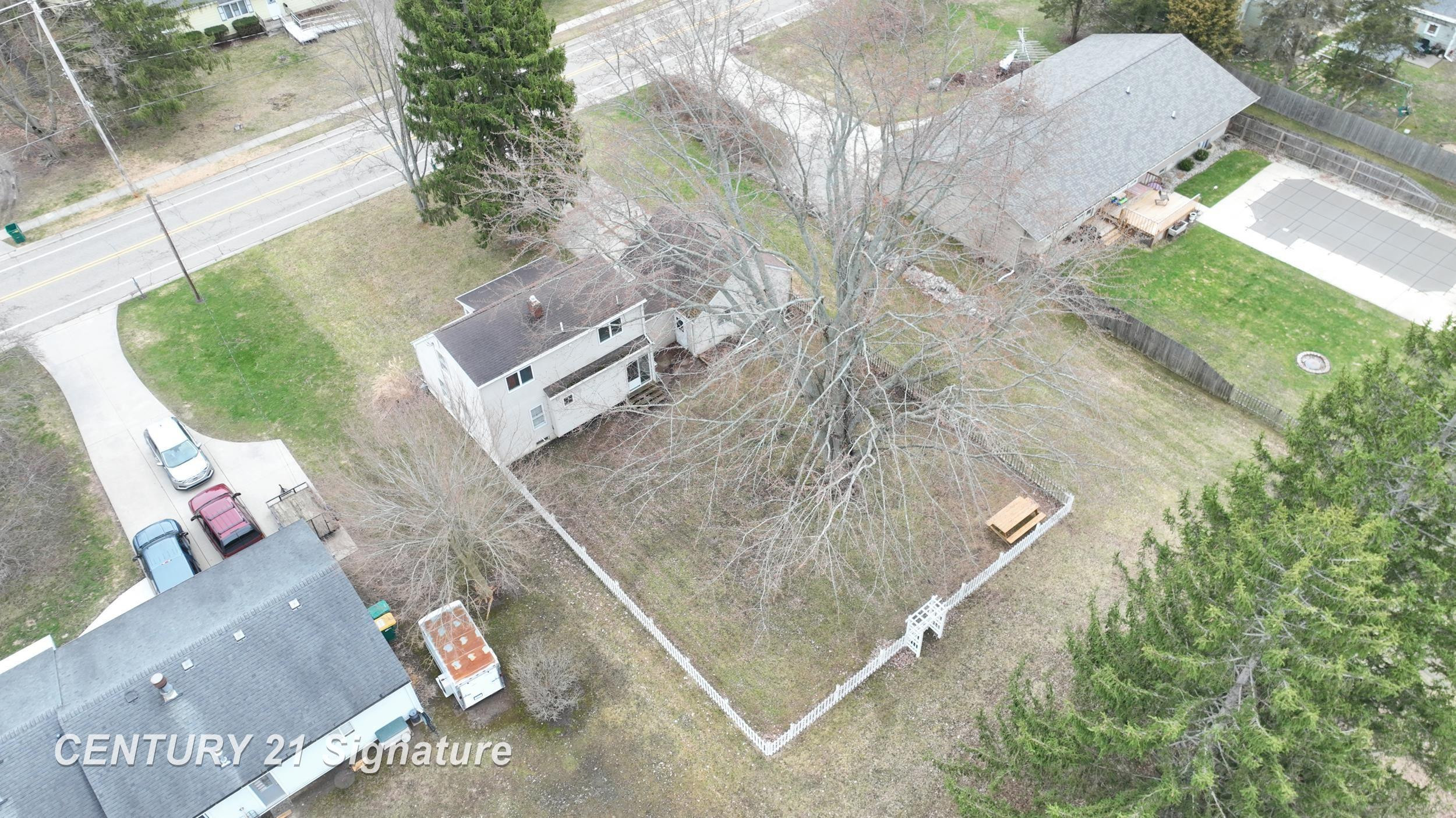 535 Warren Avenue, Flushing, MI 48433 — Photo 5