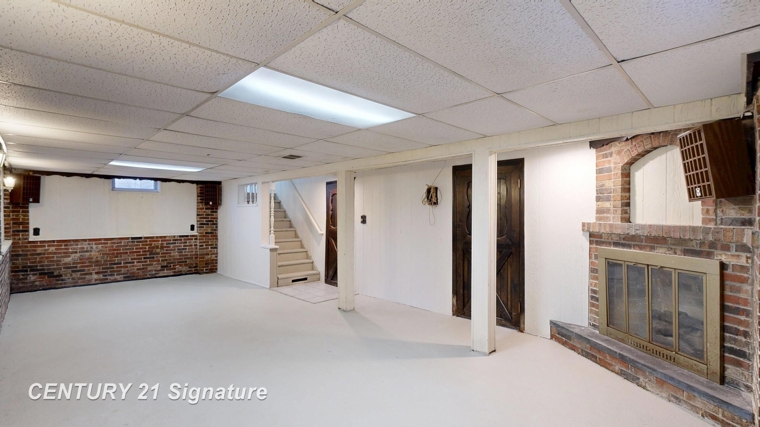 535 Warren Avenue, Flushing, MI 48433 — Photo 31