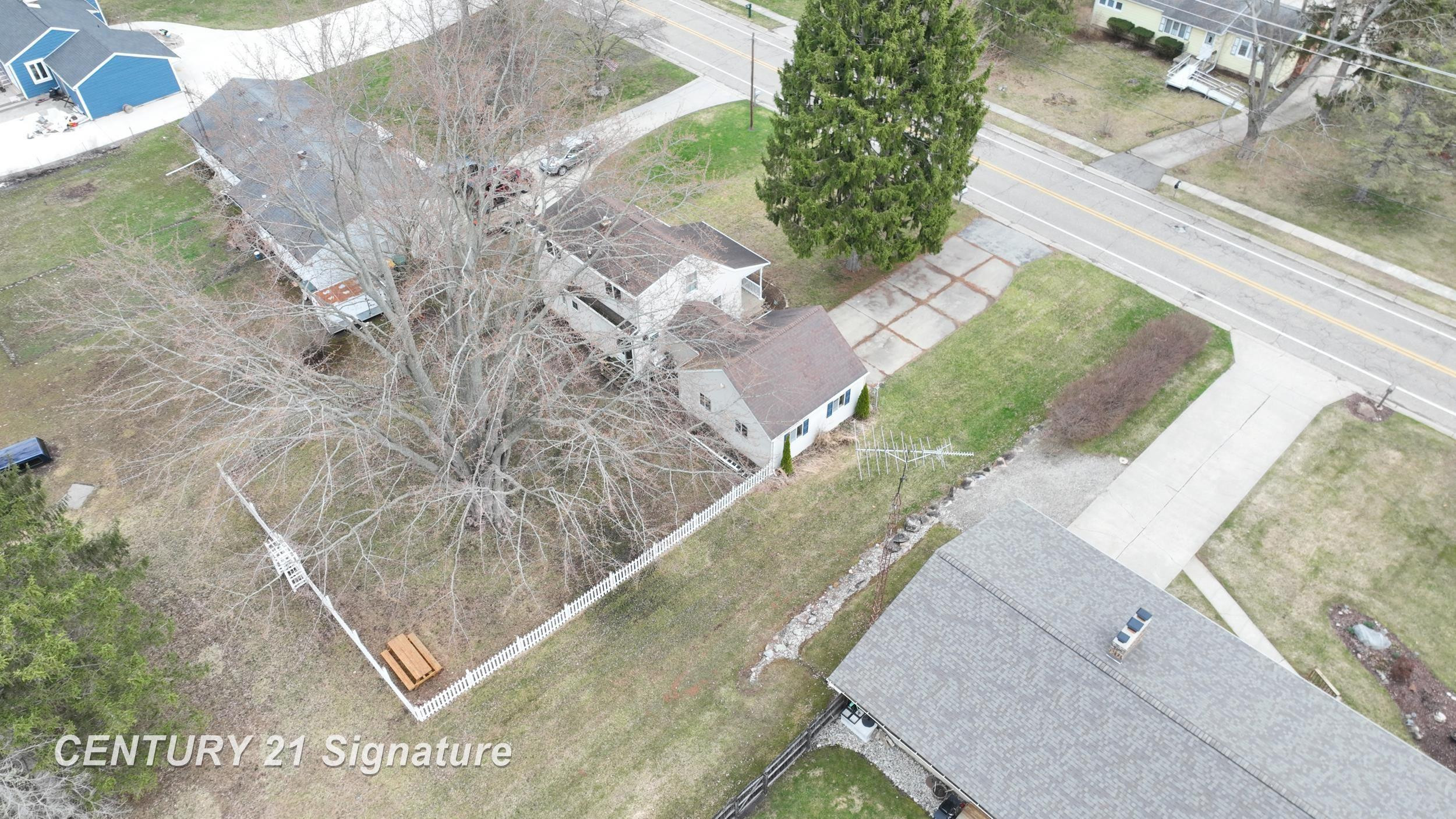 535 Warren Avenue, Flushing, MI 48433 — Photo 43