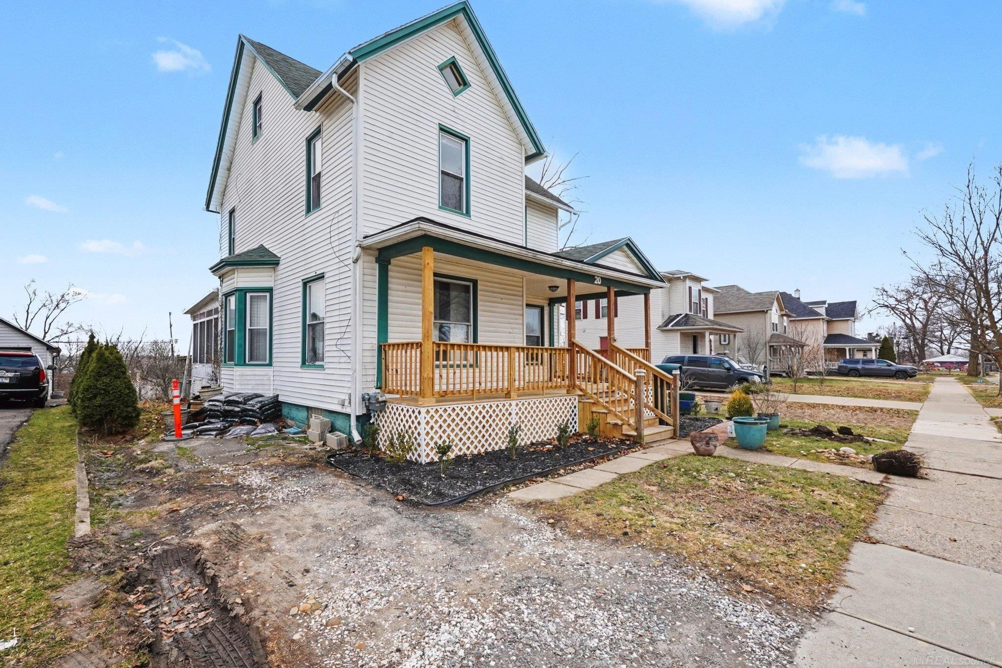 20 Park Place, Pontiac, MI 48342 — Photo 2