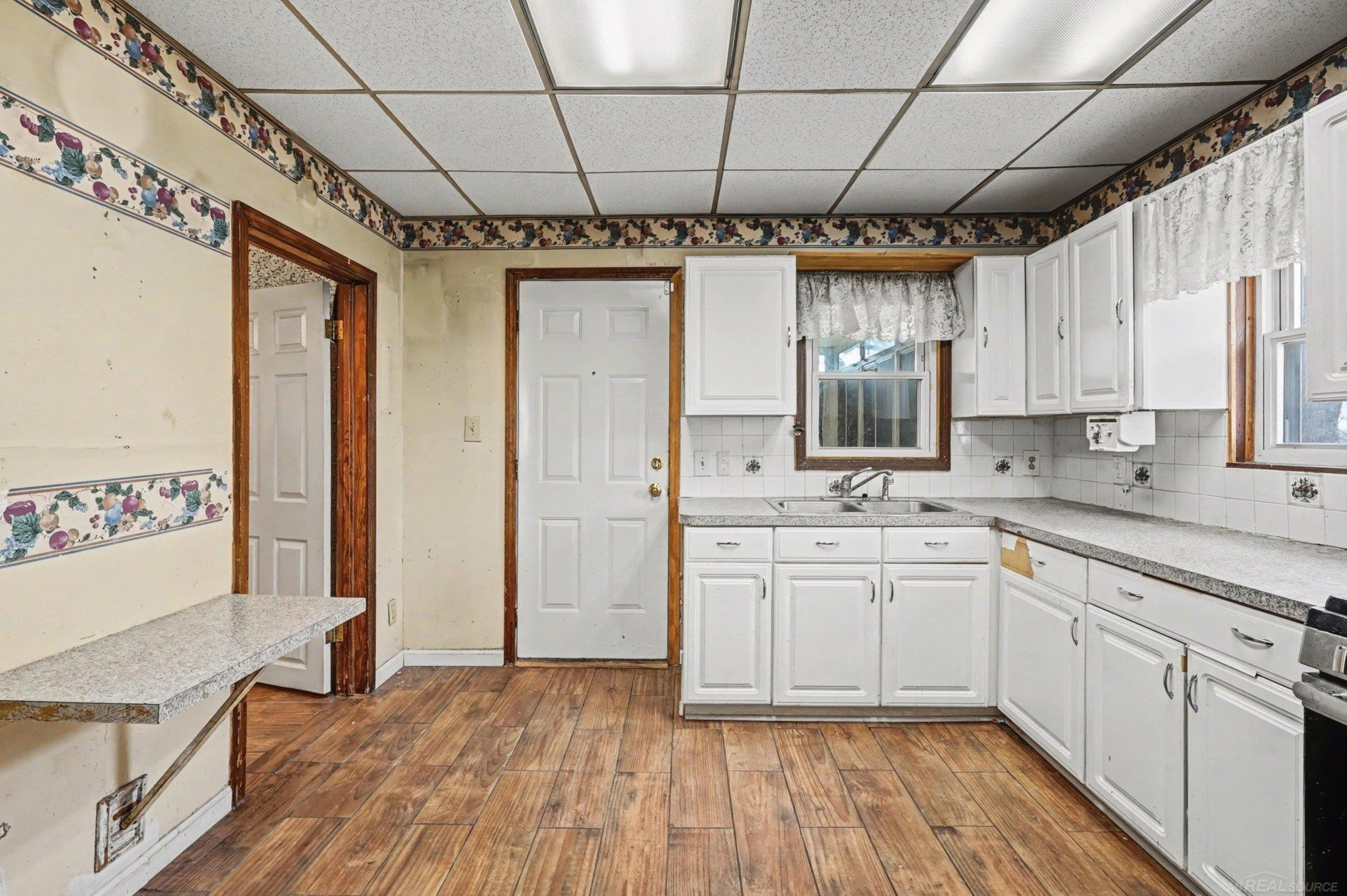 20 Park Place, Pontiac, MI 48342 — Photo 6