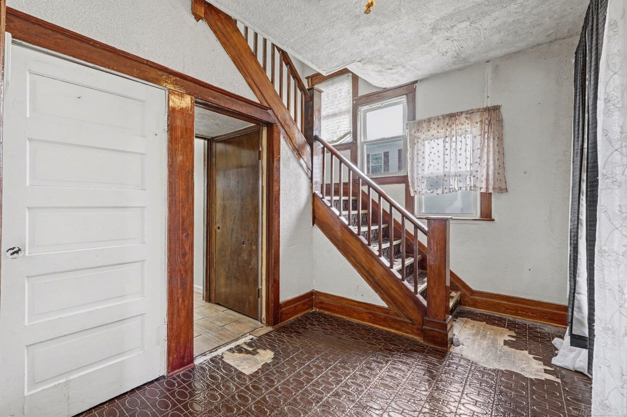20 Park Place, Pontiac, MI 48342 — Photo 17