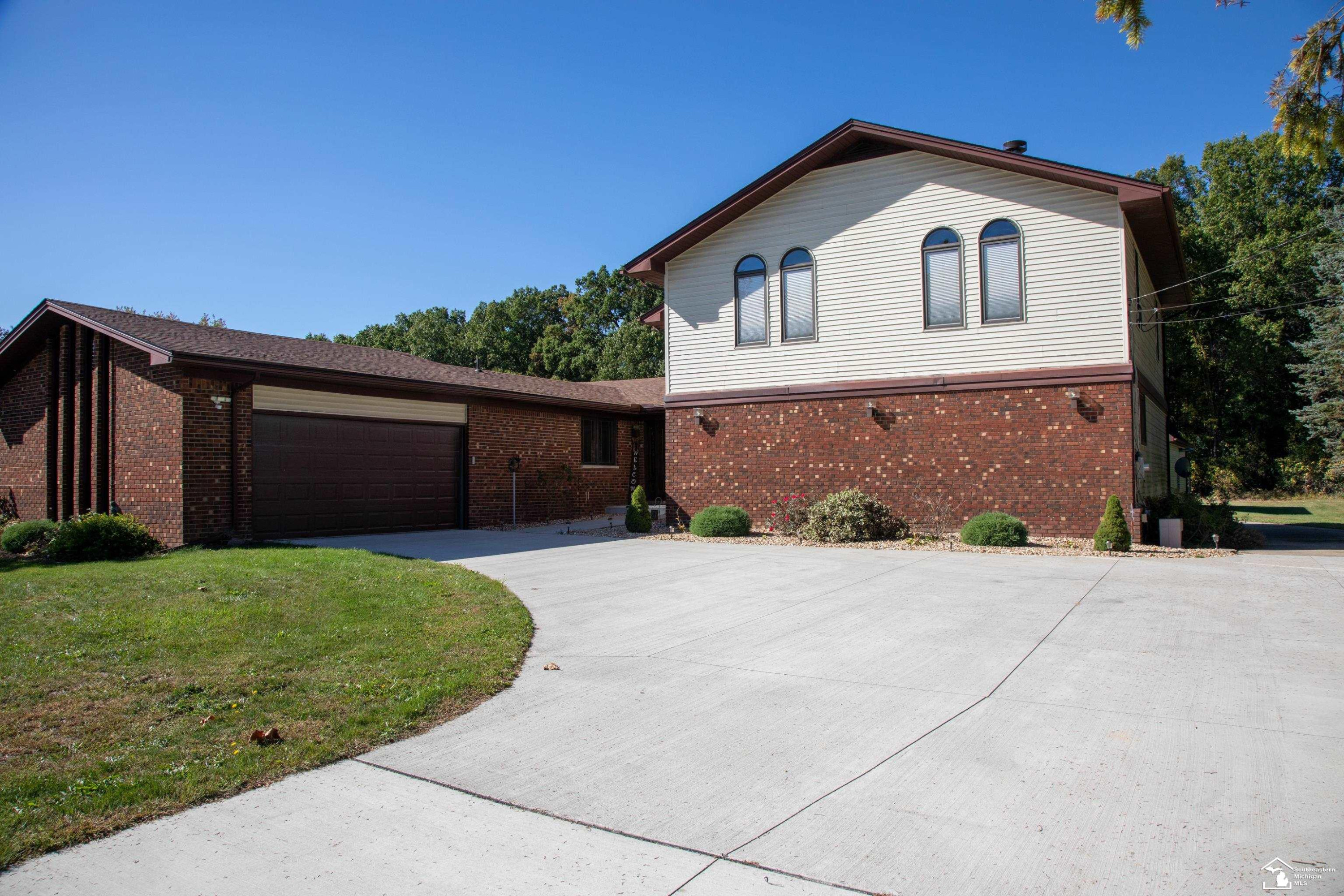 24576 Arsenal Road, MI 48134 — Photo 3